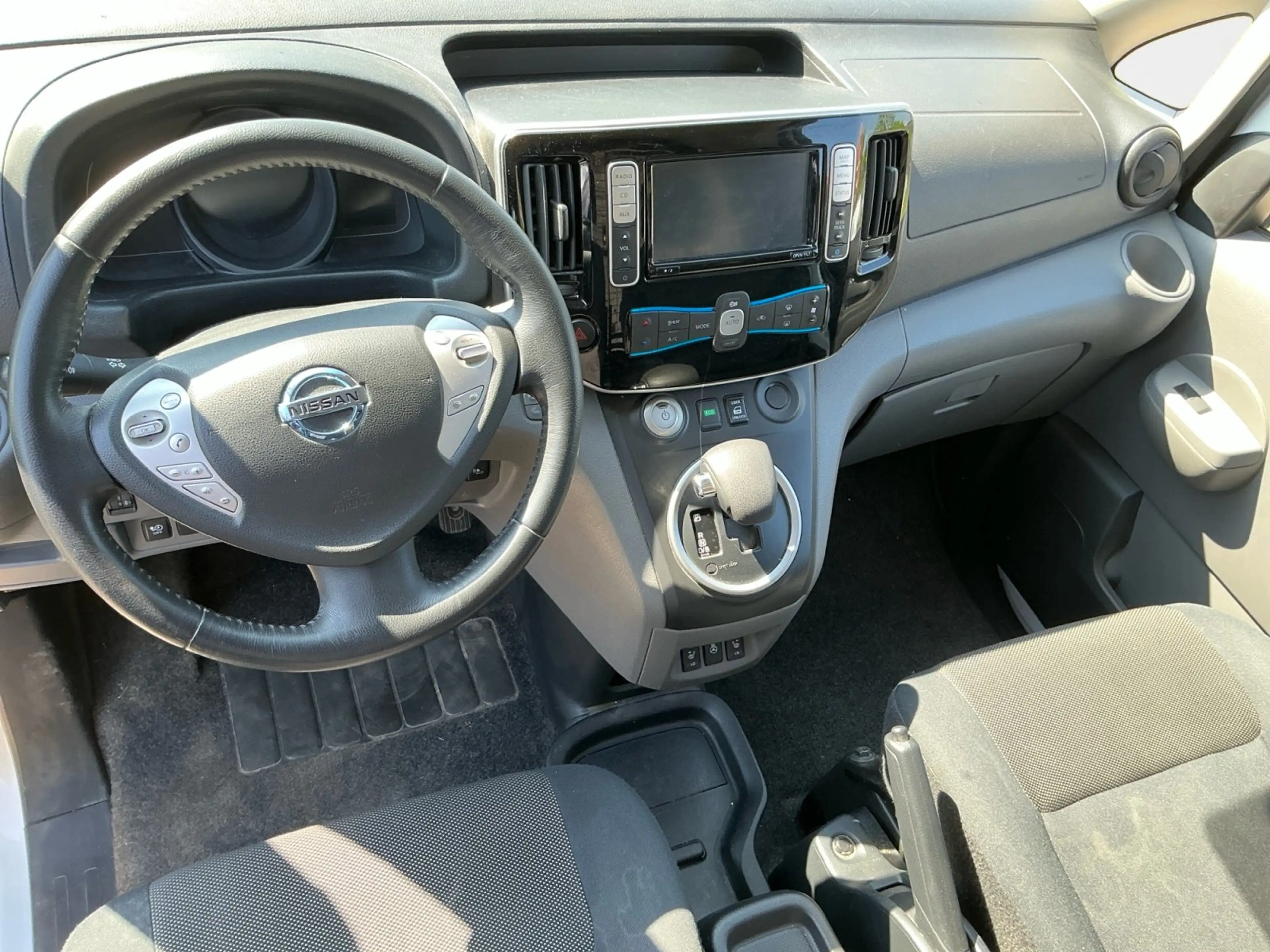 Nissan Evalia e-Kasten Premium — photo 11