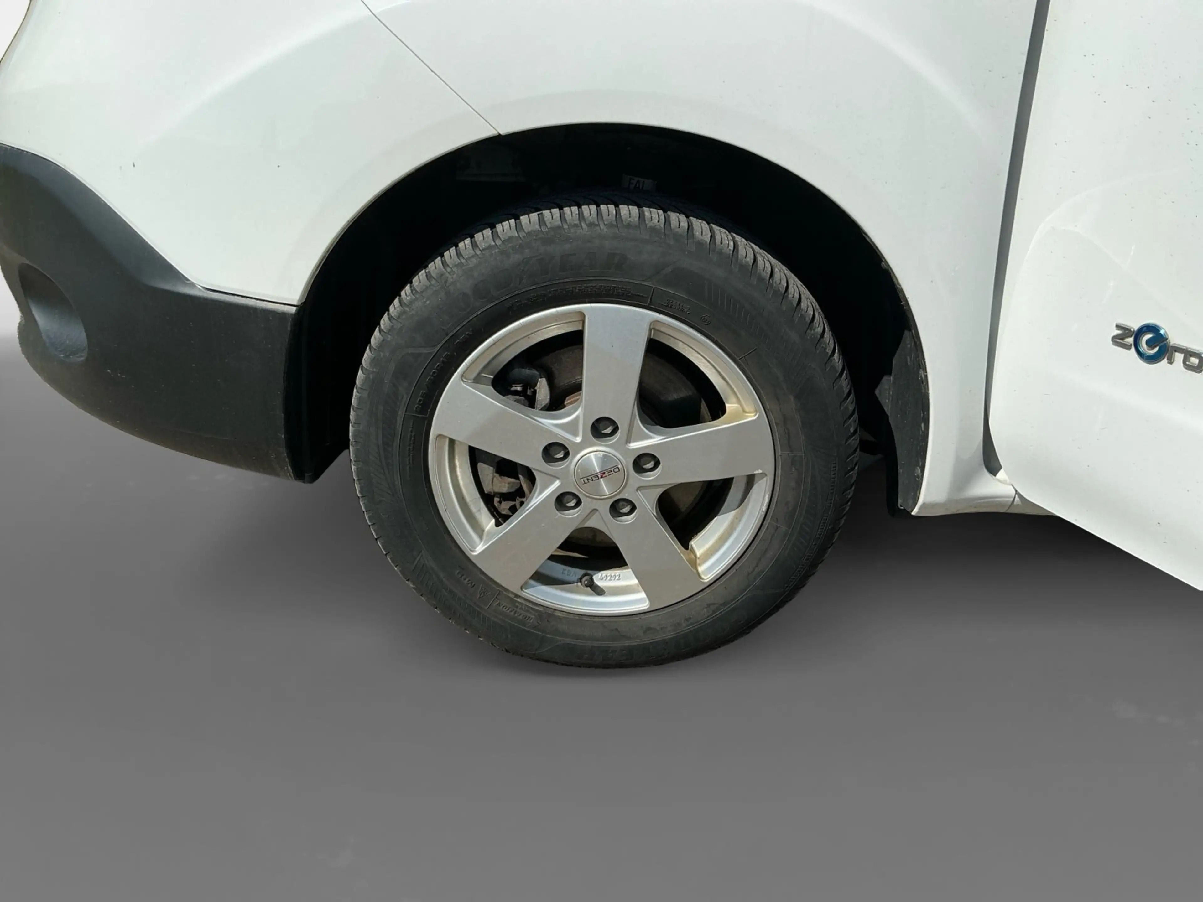 Nissan Evalia e-Kasten Premium — photo 9