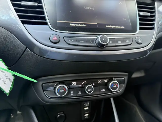 Opel Crossland view 23