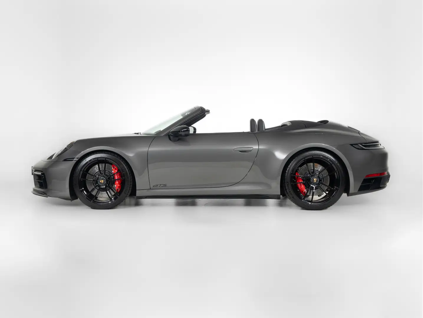 Porsche 992 Carrera 4 GTS Cabriolet Grijs - 2