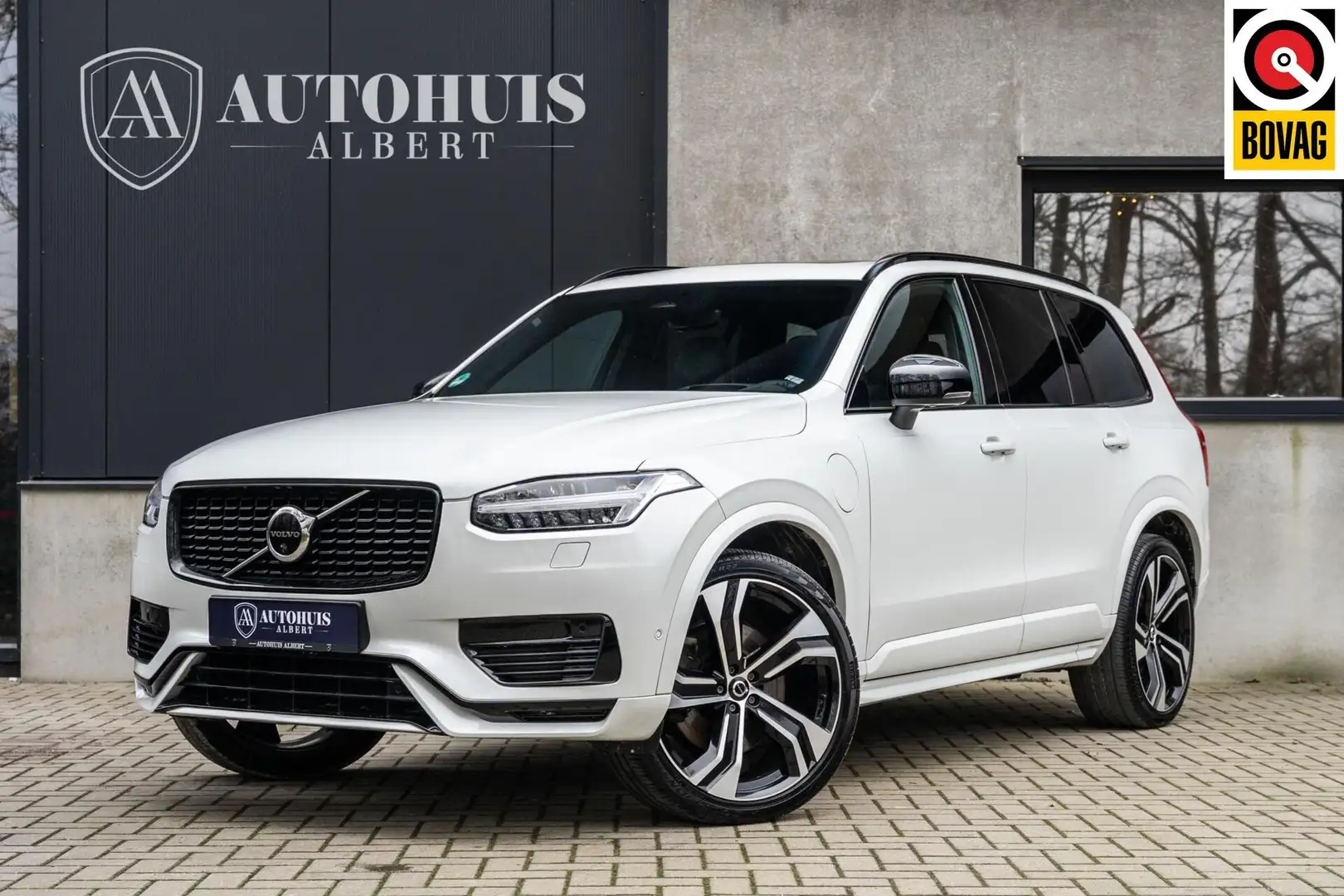 Volvo XC90 2.0 T8 AWD Ultimate Dark Luchtvering 22' Trekhaak Weiß - 1