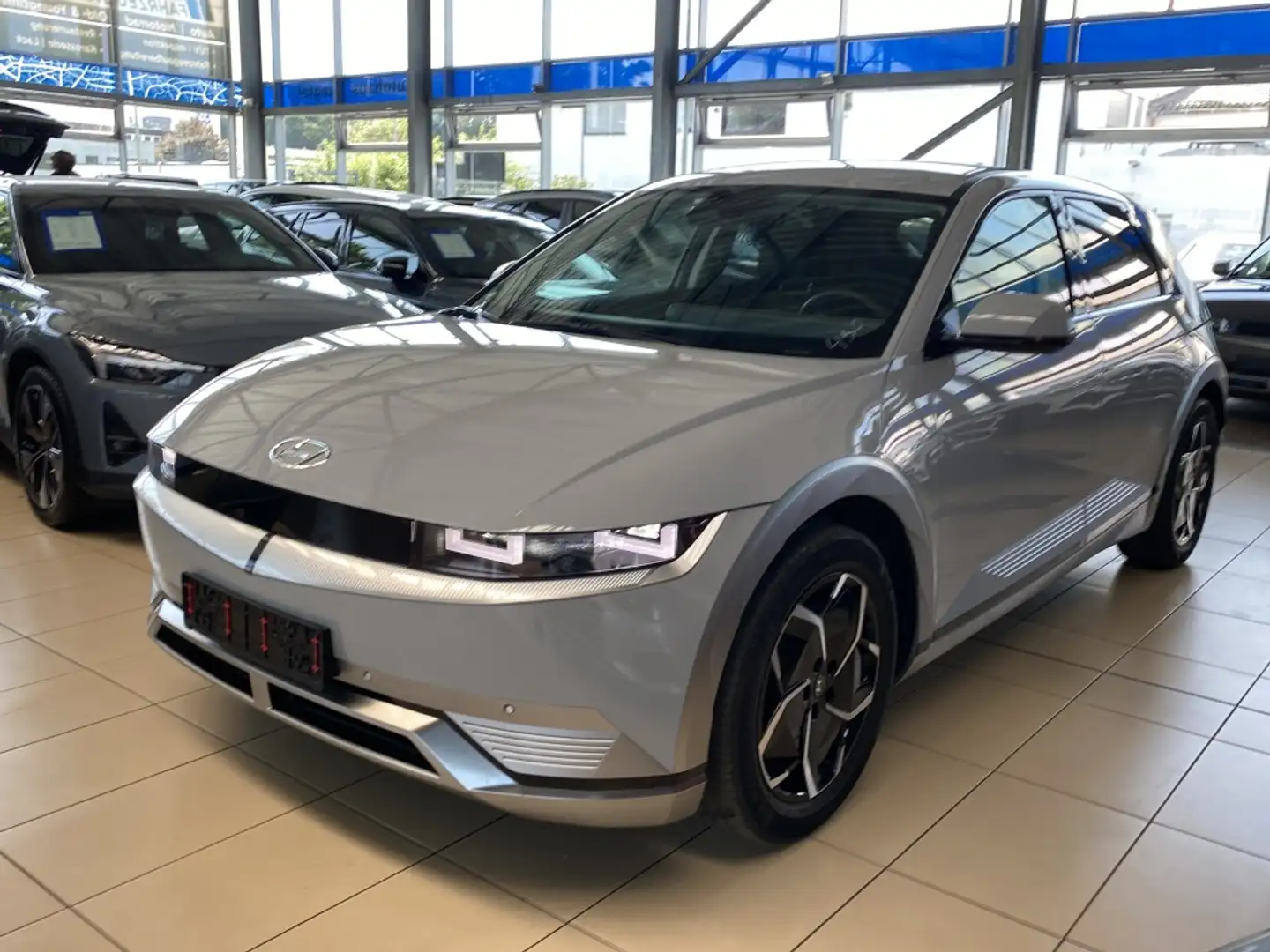 Hyundai IONIQ 5 Techniq Leder NSCC Navi LED R.Cam BLIS Grigio - 1