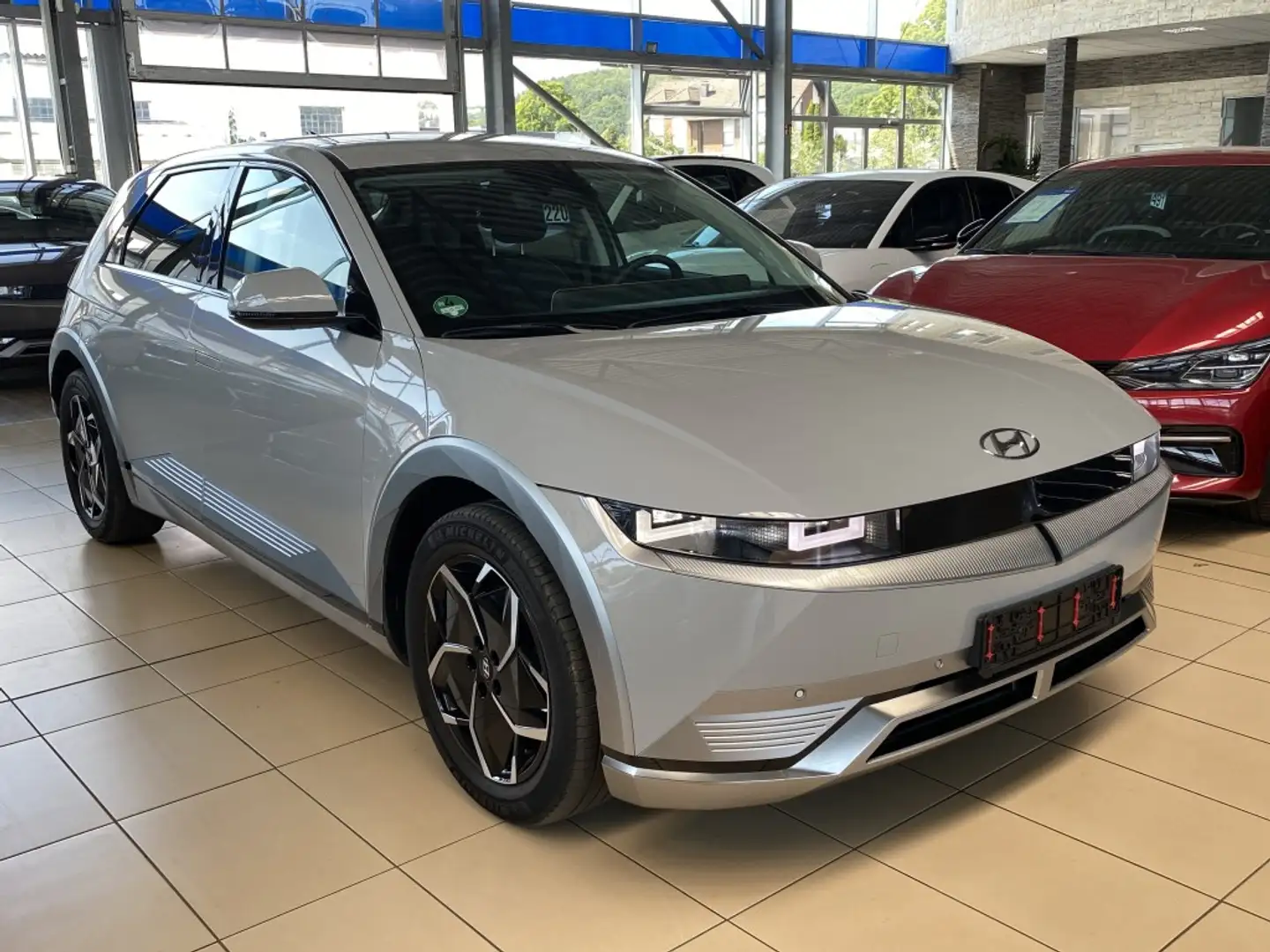 Hyundai IONIQ 5 Techniq Leder NSCC Navi LED R.Cam BLIS Grigio - 2