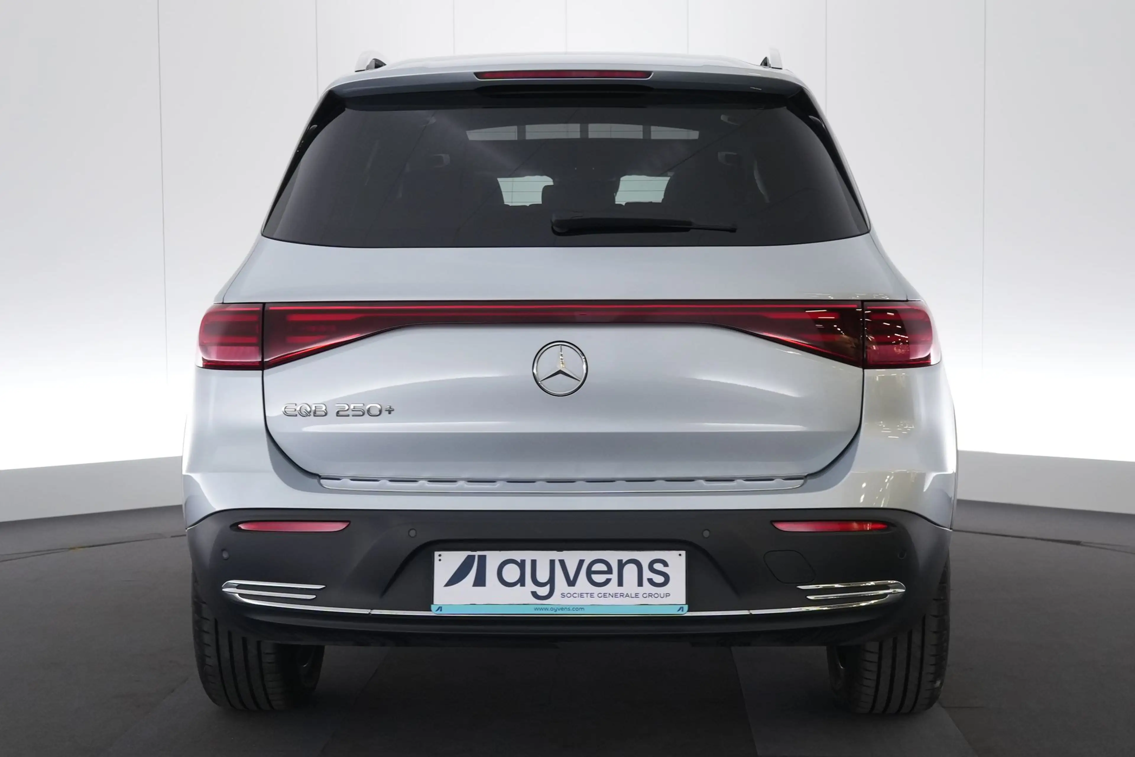 Mercedes-Benz EQB 250 250+ Luxury Line LEDER/CUIR LED GPS PDC 360°CAM Pa — photo 8