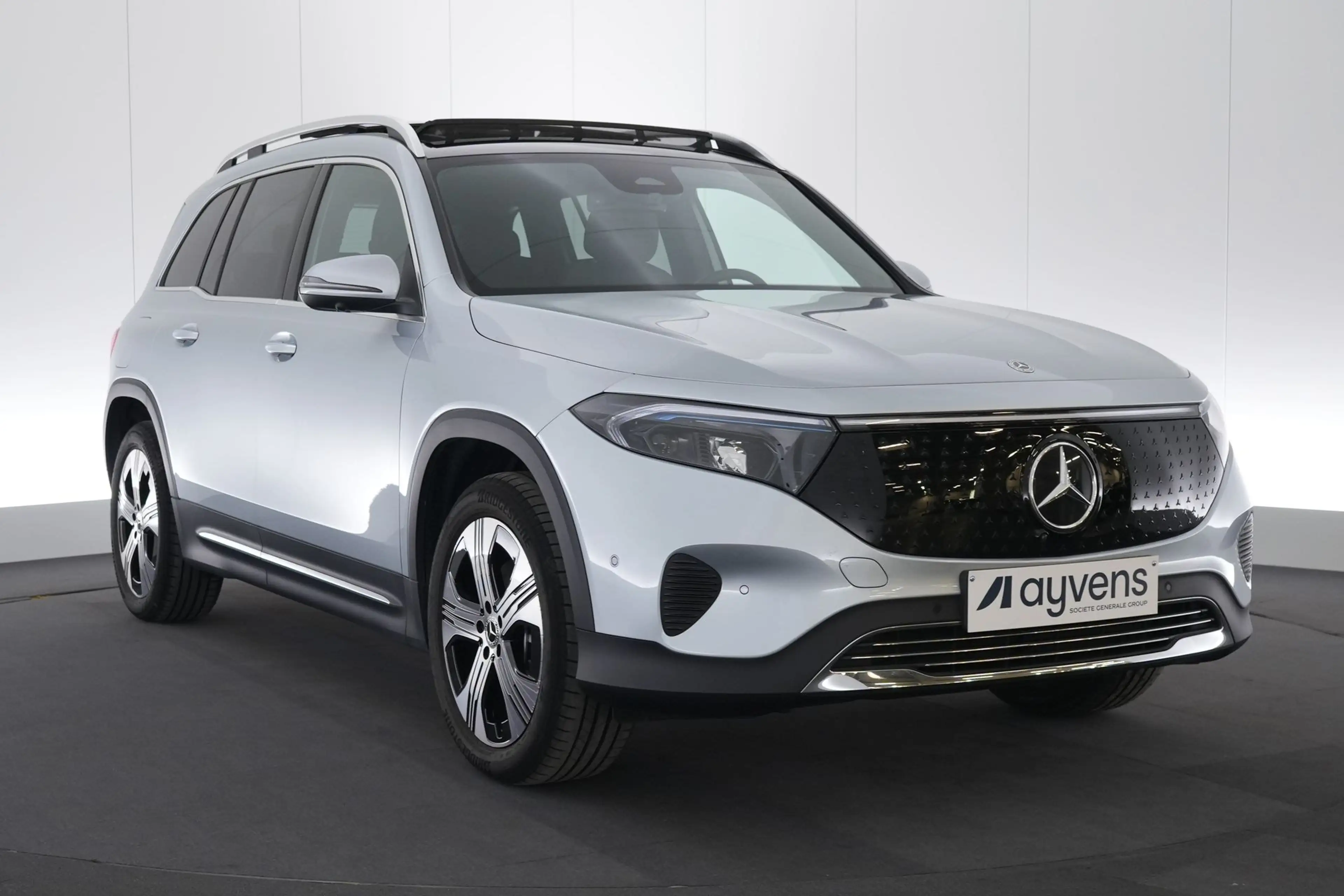 Mercedes-Benz EQB 250 250+ Luxury Line LEDER/CUIR LED GPS PDC 360°CAM Pa — photo 3