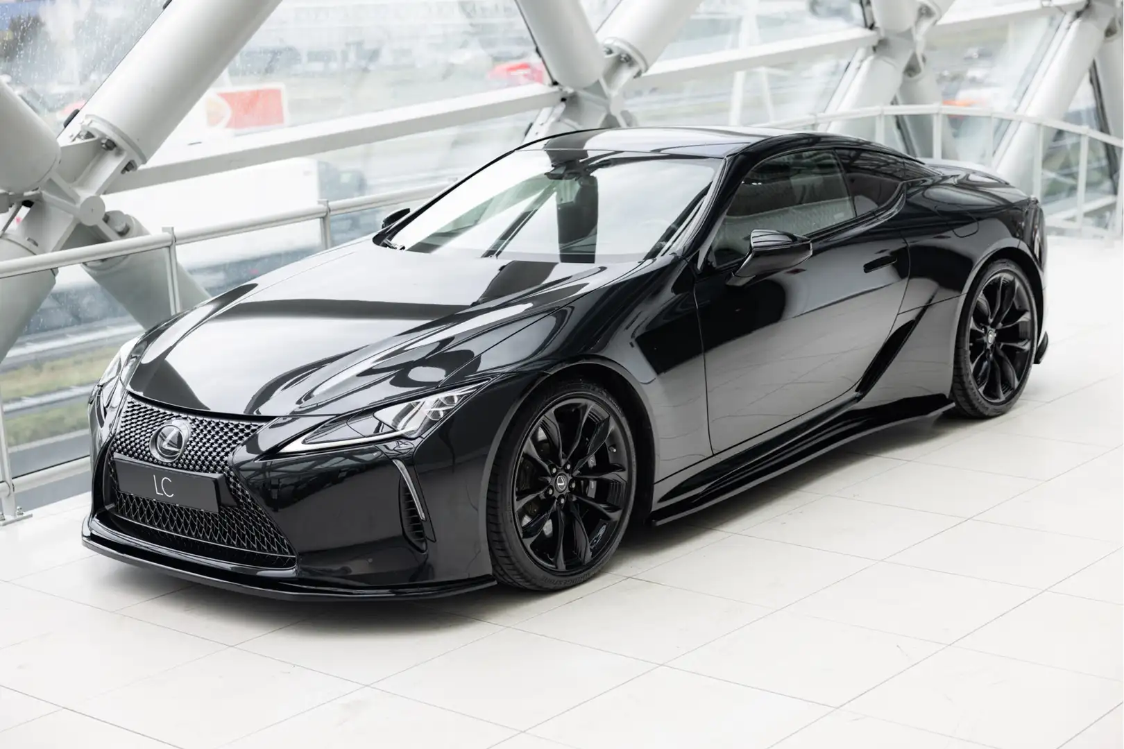 Lexus LC 500 | V8 478 PK | NIGHT PACK Schwarz - 1