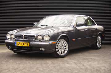 4.2 V8 Executive | CATS Suspension | Keurig exempl