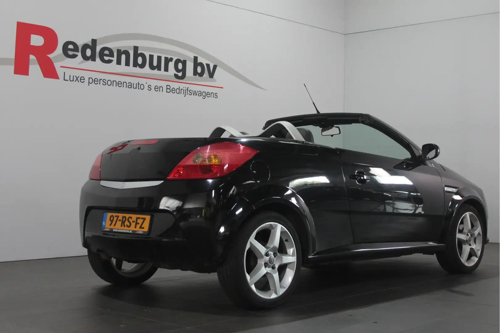 Opel Tigra TwinTop 1.4-16V Cosmo - Airco / Stoelverw. / Elek. Zwart - 2