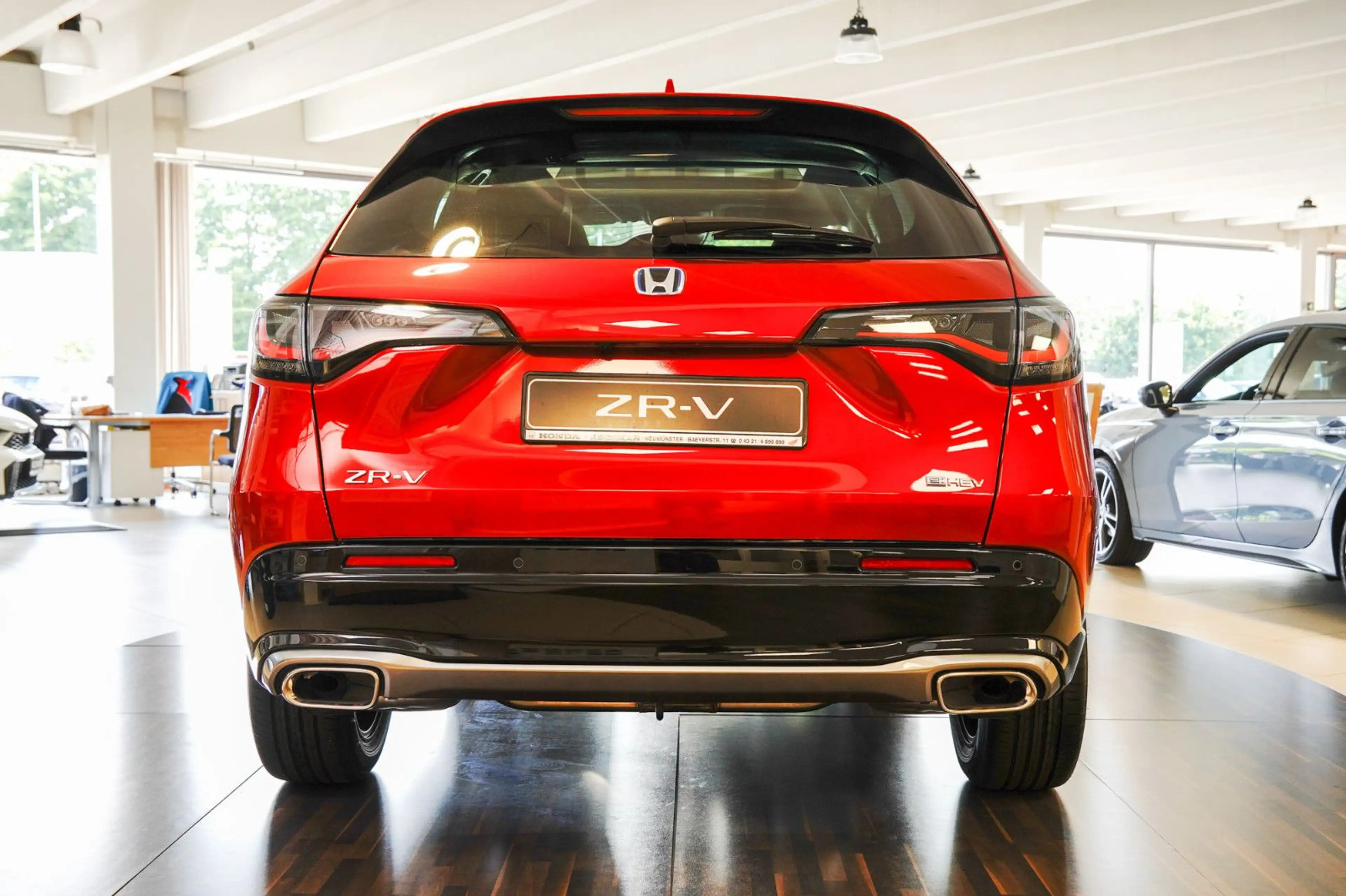 Honda ZR-V e:HEV 2.0 i-MMD Advance — photo 5