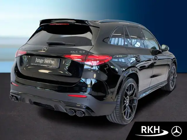 Mercedes-Benz GLC view 4
