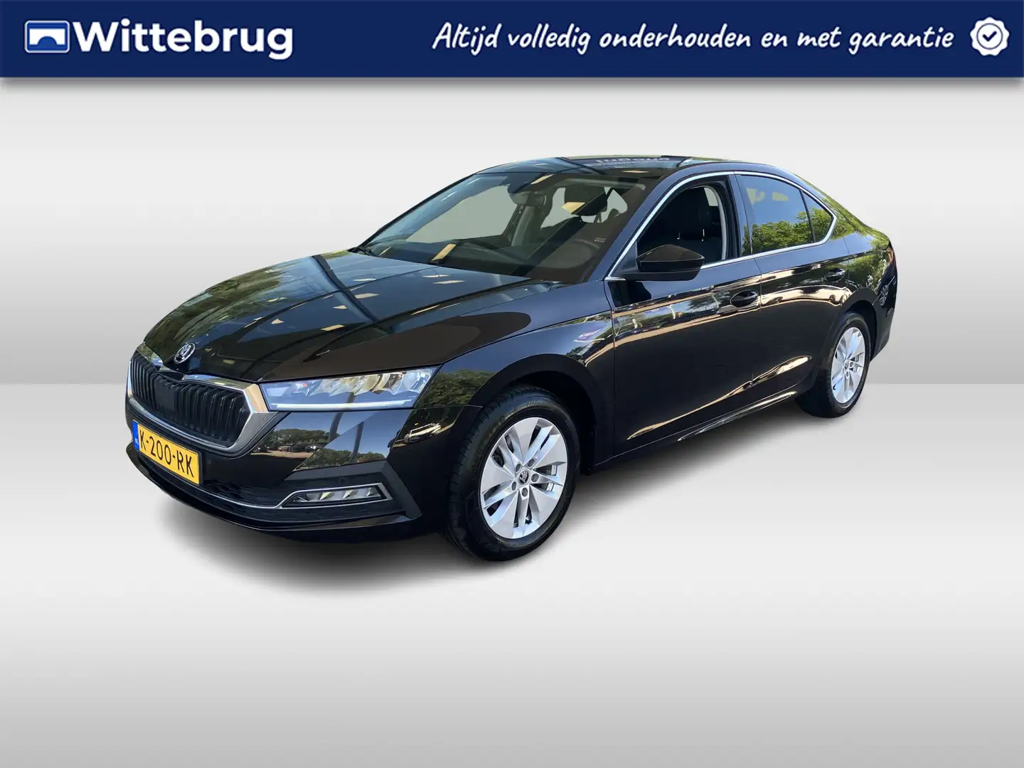 Skoda Octavia 1.0 TSI 110pk Business Edition / Navigatie / Elek Noir - 1