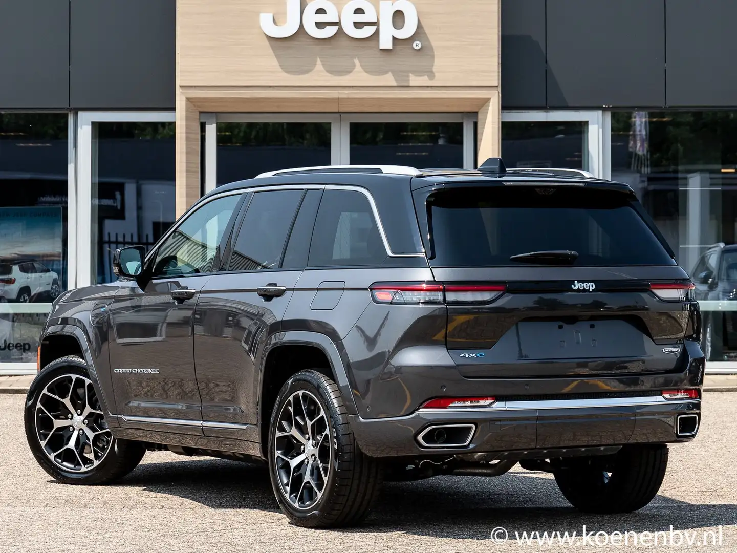 Jeep Grand Cherokee 4Xe Summit Reserve Plug-In-Hybrid Szary - 2