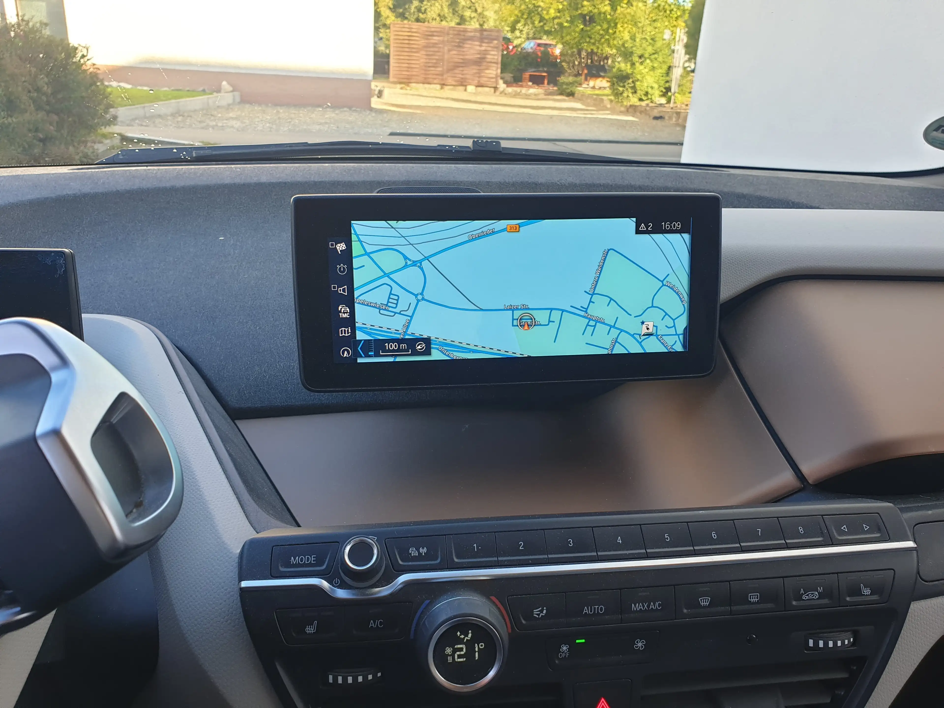 BMW i3 s 120 Ah Händler/Export Kamera Navi — photo 13
