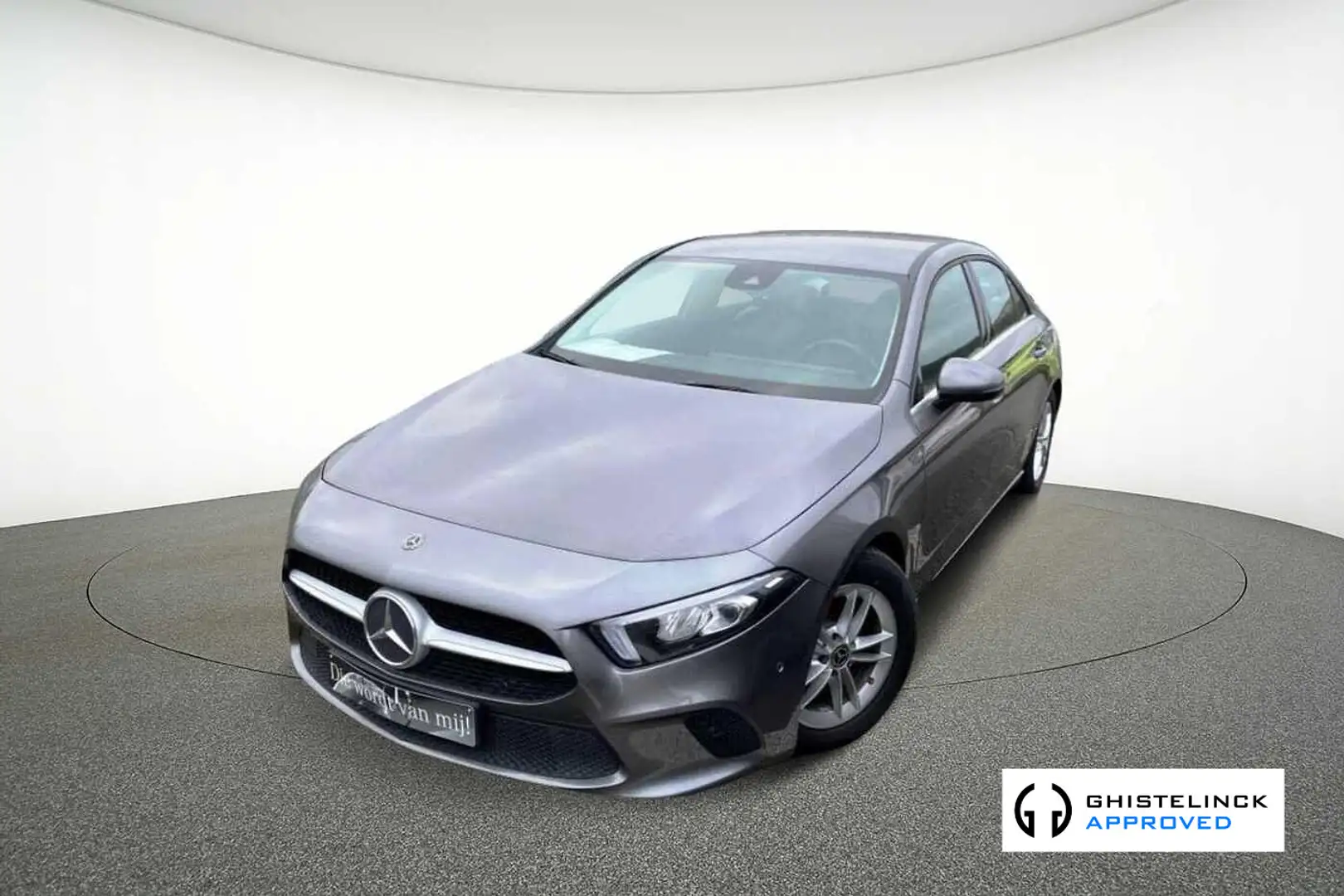 Mercedes-Benz A 180 d Limousine Gris - 1