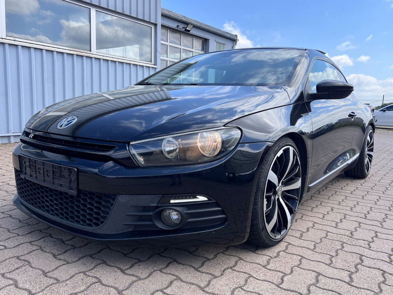 Volkswagen Scirocco 2.0 TDI 170PS Autom. R-Line Pano/Leder