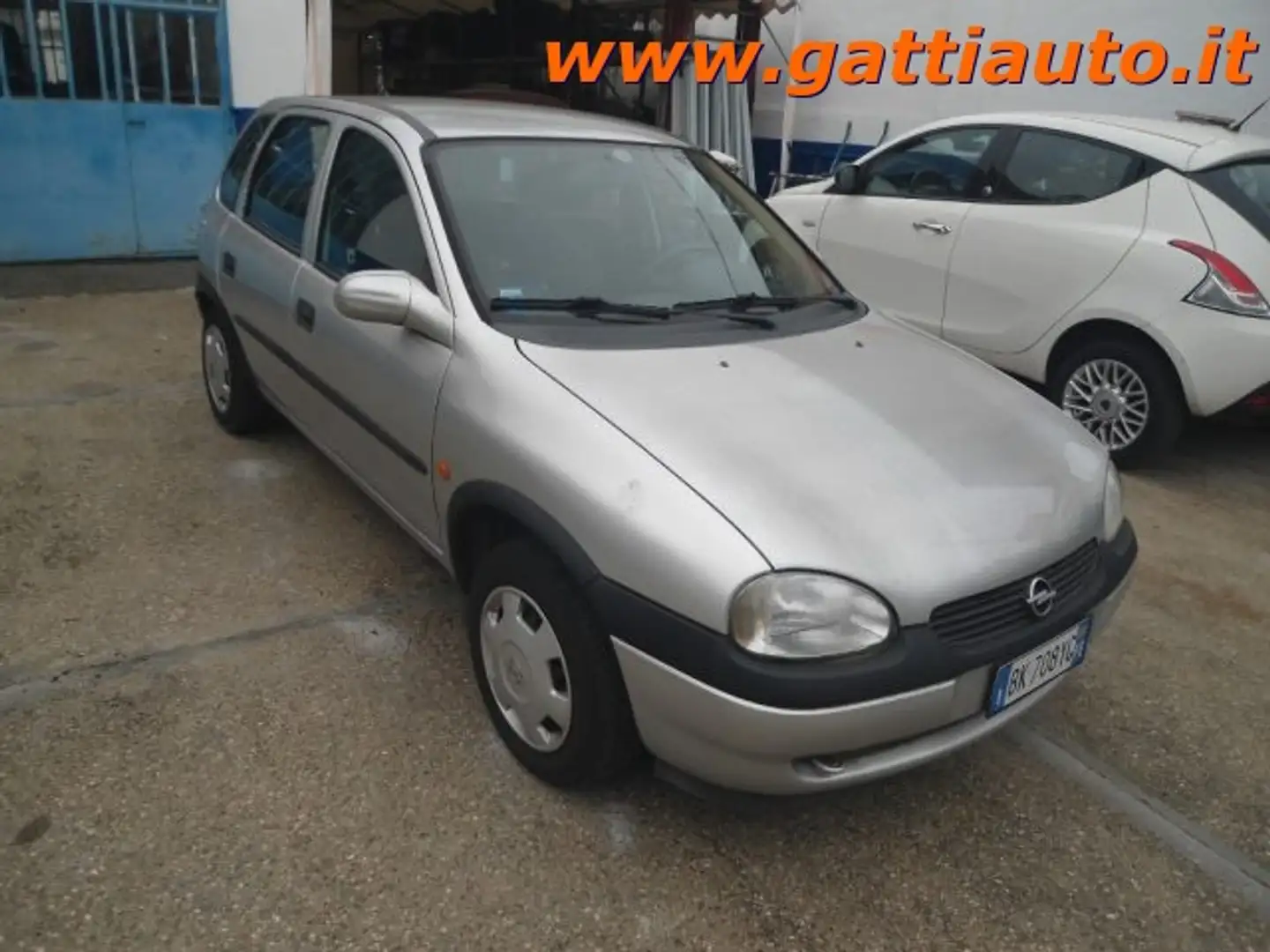 Opel Corsa 1.0i 12V cat 5 porte Viva Argento - 1
