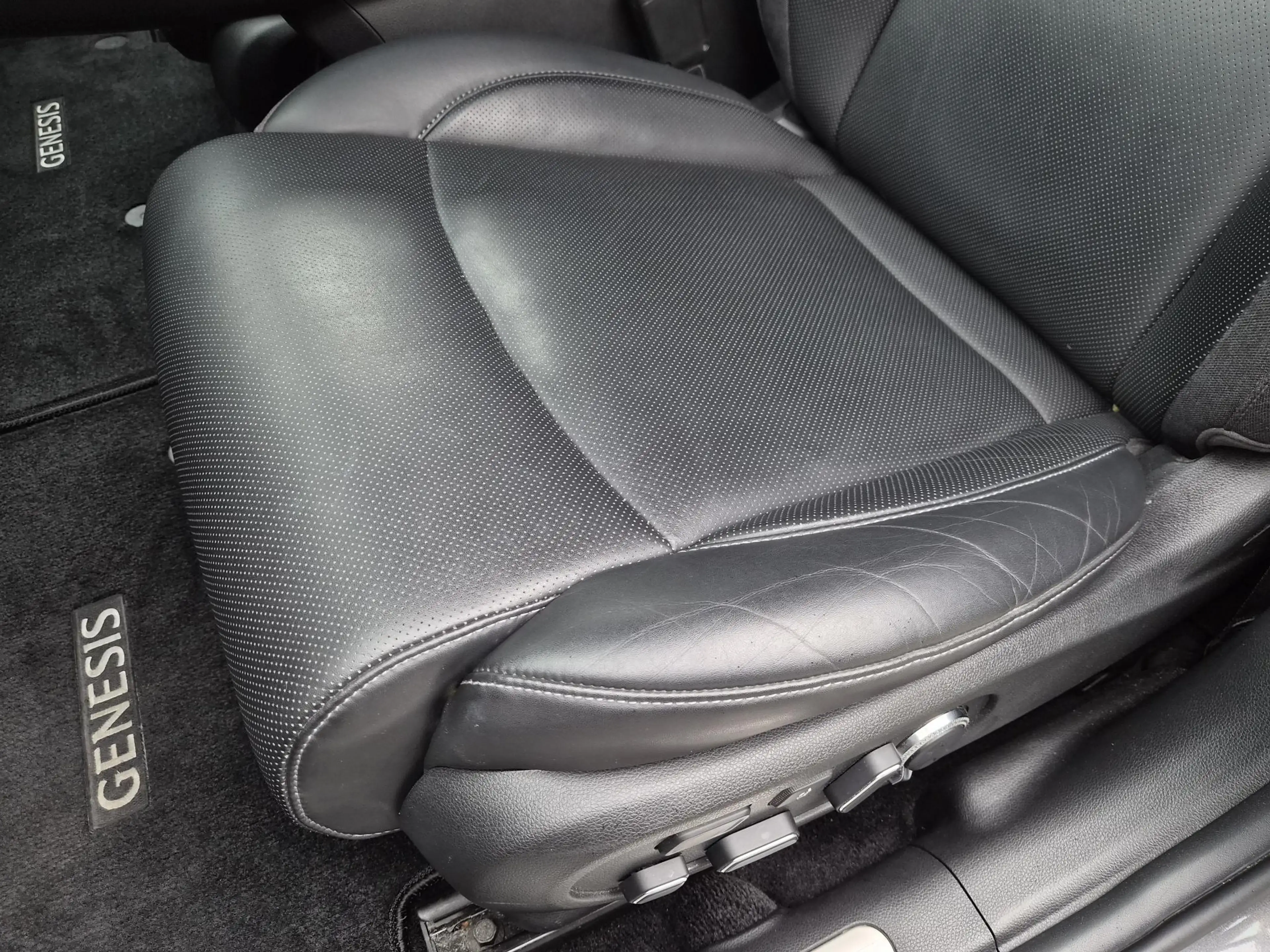 Genesis GV60 Long Range Sport 74 kWh AWD / SOH 98% / Fabrieksga — photo 23