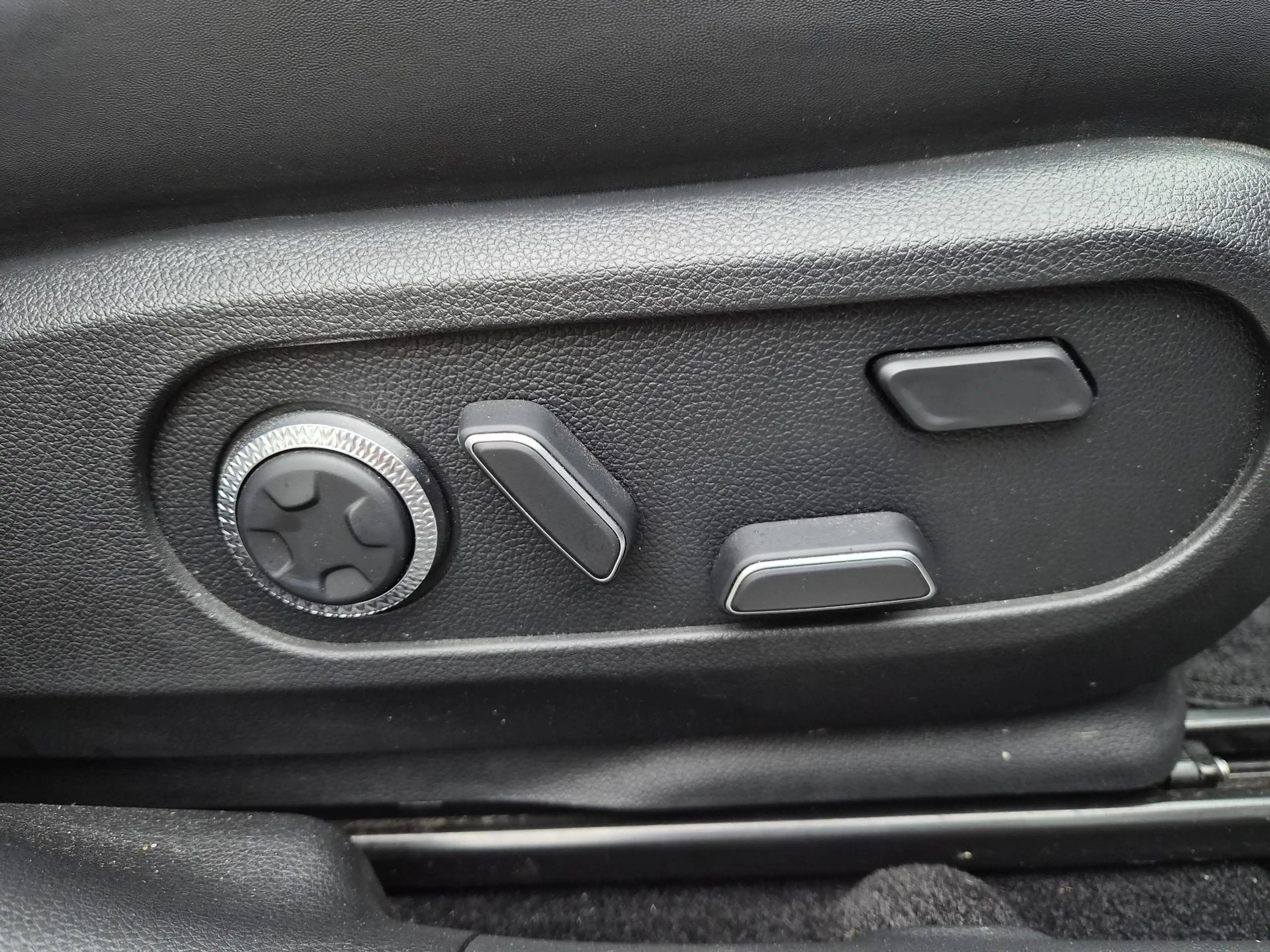Genesis GV60 Long Range Sport 74 kWh AWD / SOH 98% / Fabrieksga — photo 42