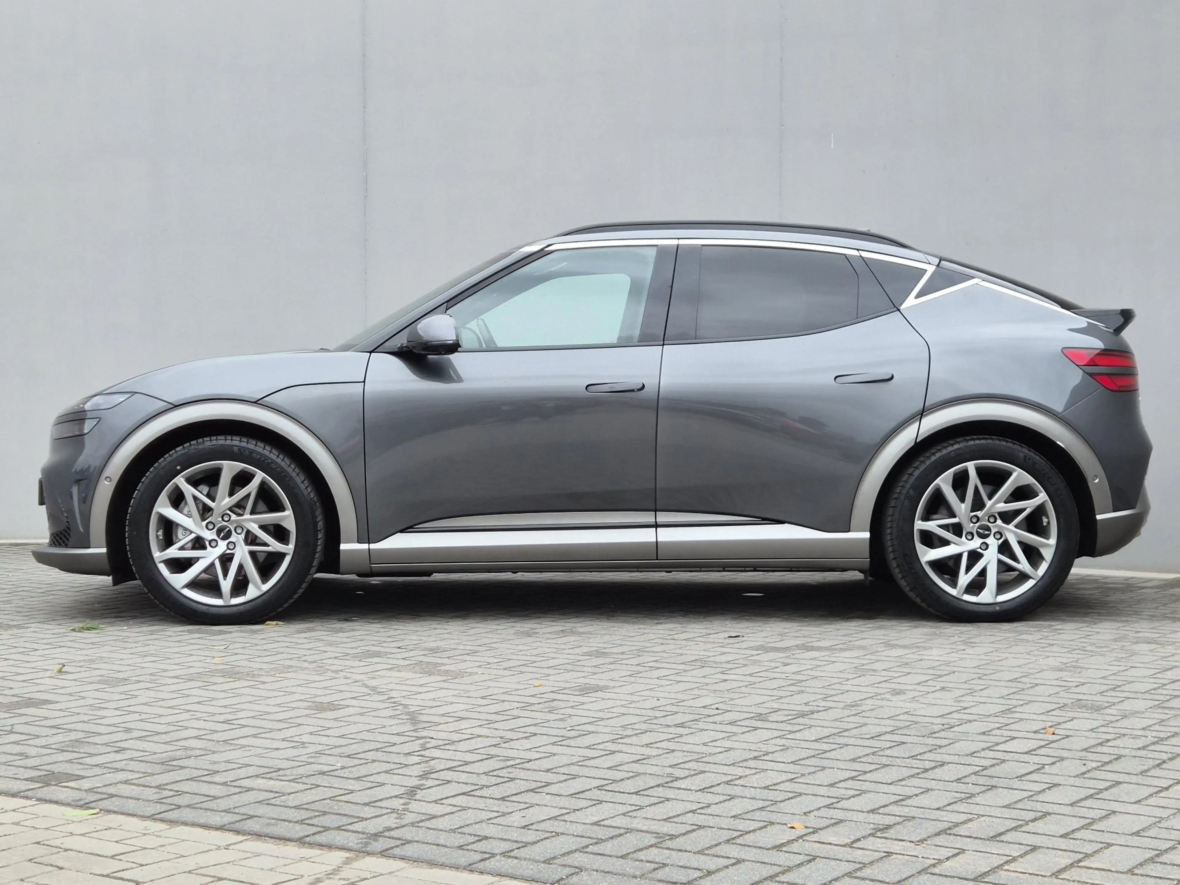 Genesis GV60 Long Range Sport 74 kWh AWD / SOH 98% / Fabrieksga — photo 13