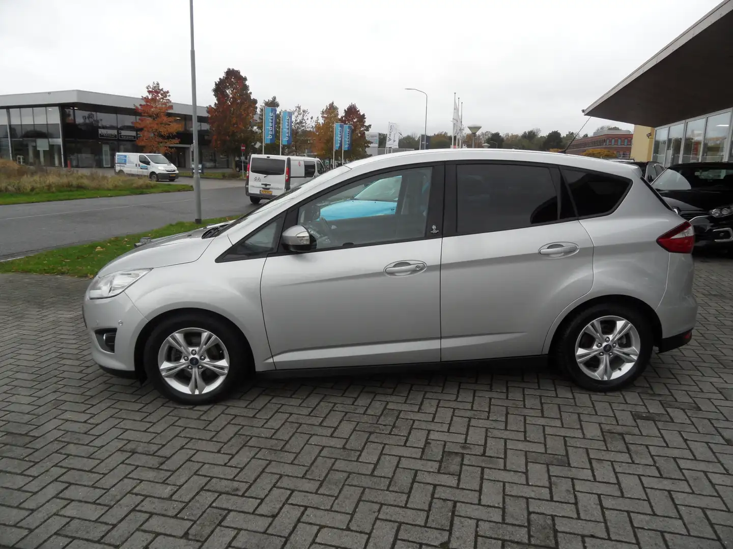 Ford C-Max 1.0 Titanium Grijs - 2