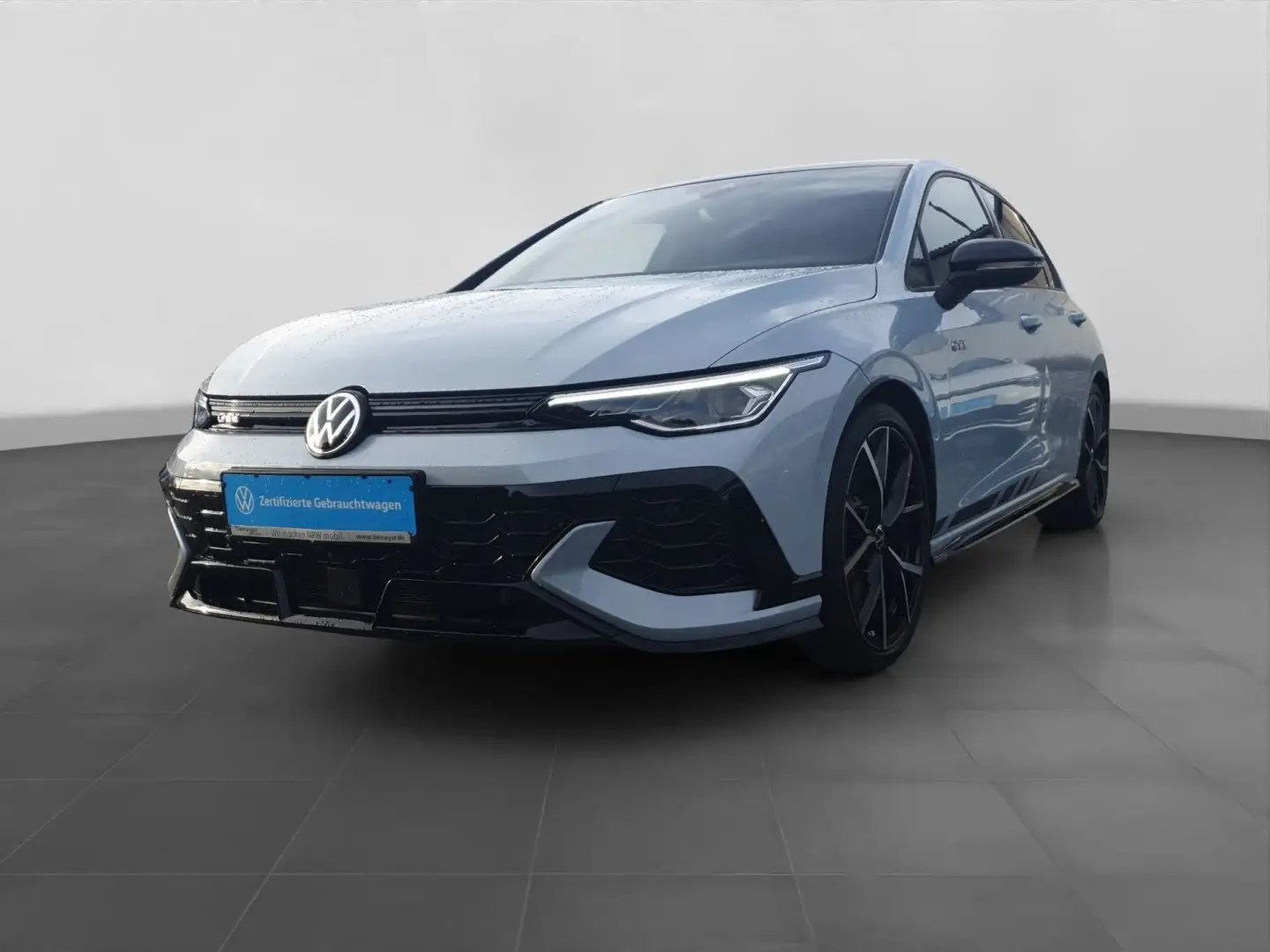 Volkswagen Golf GTI CLUBSPORT AKRAPOVIC LM19 H+K Blau - 2