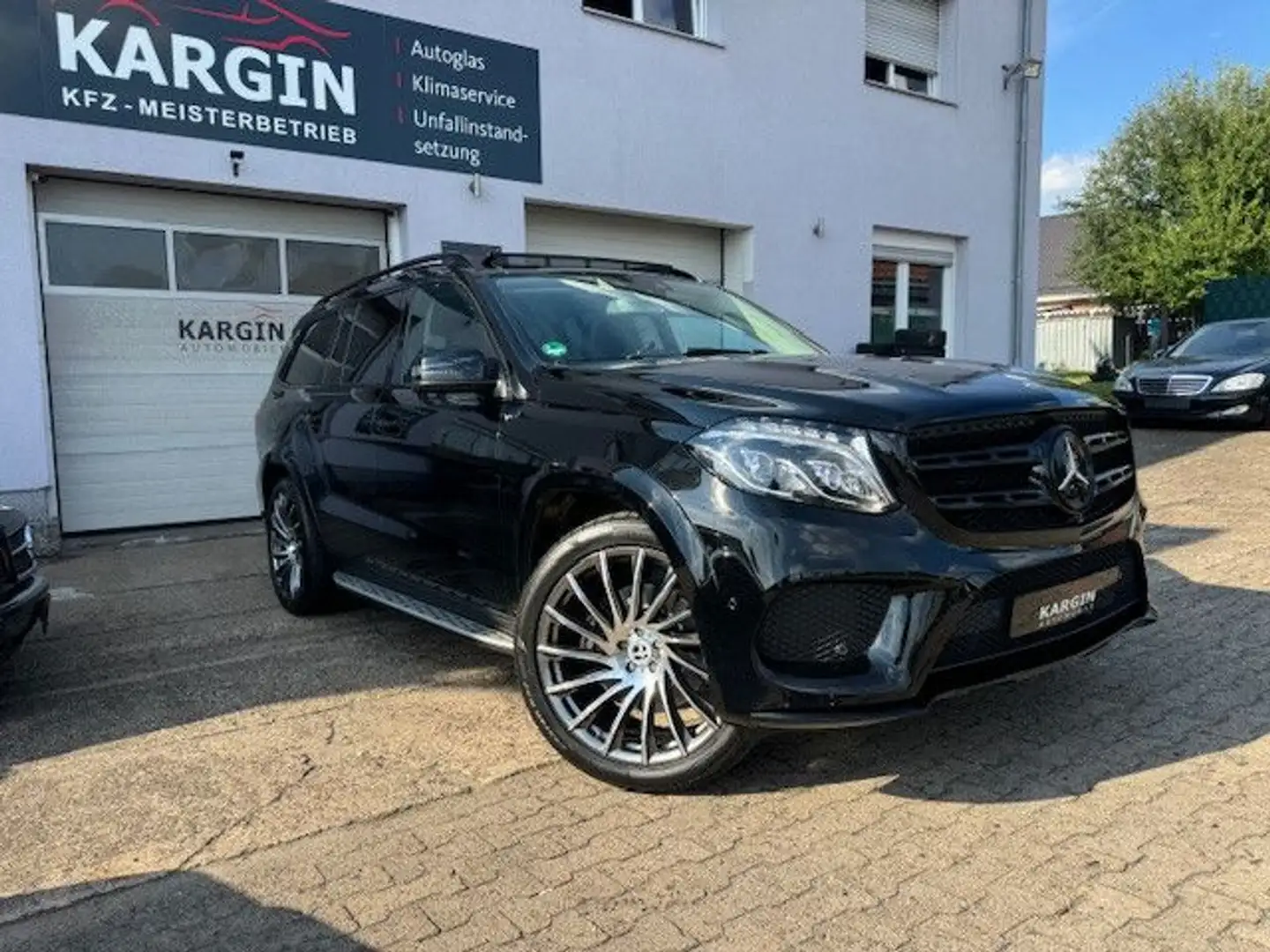 Mercedes-Benz GLS 350 d 4Matic 3HAND SCHECKHEFT AHK Schwarz - 1
