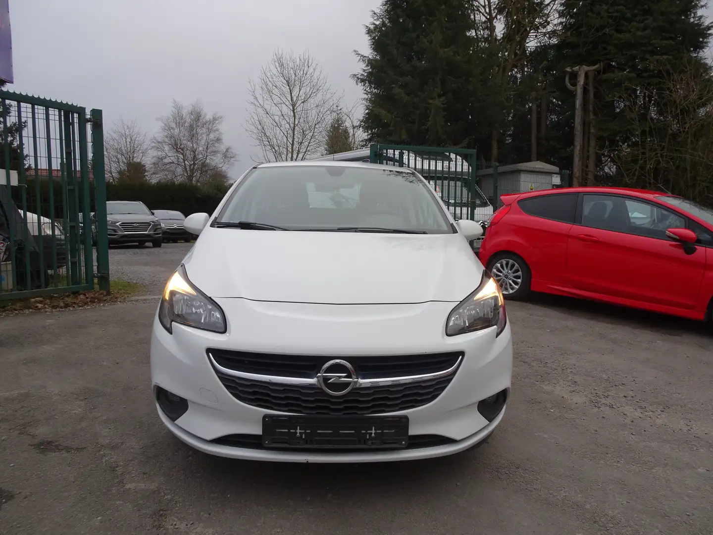 Opel Corsa 1.4i Enjoy Connect & Alloy Pack Blanc - 1
