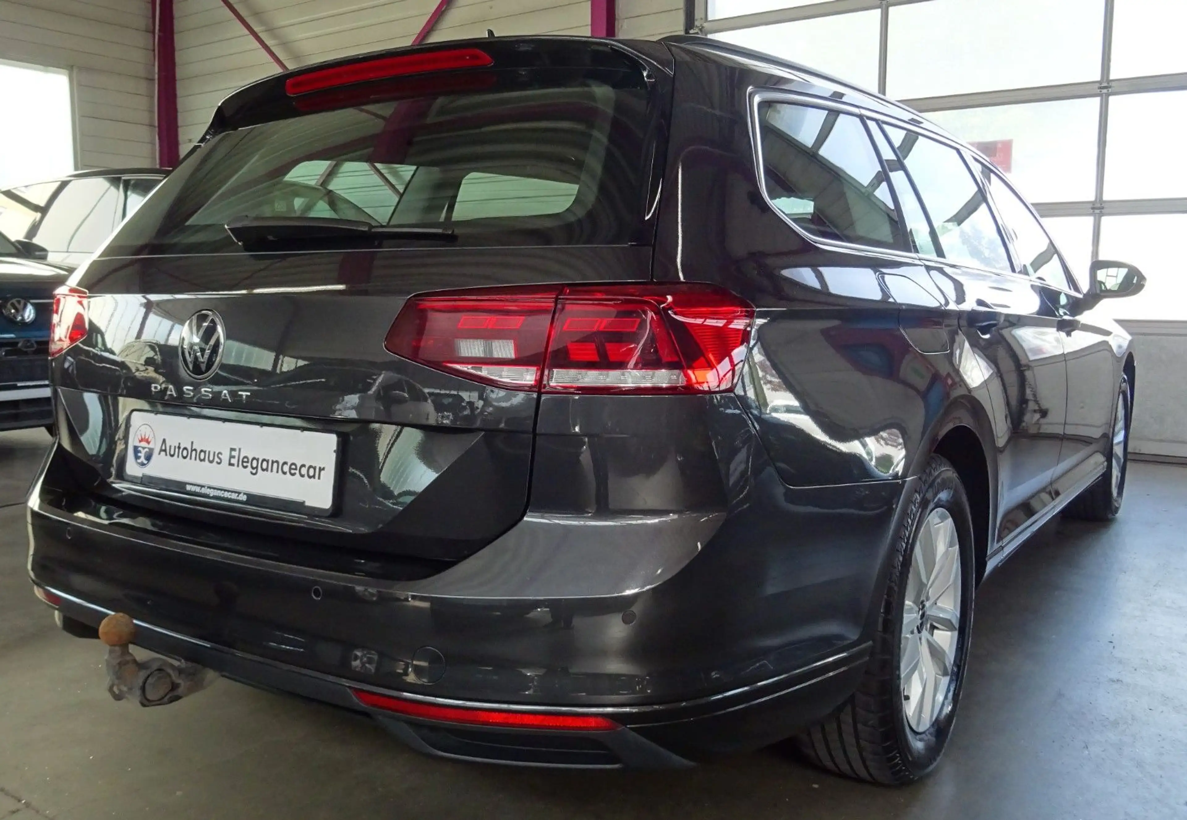 Volkswagen Passat Variant PASSAT 2.0 TDI CL.*ACC*AHK*CAM*SWA*SHA*LED* — photo 3
