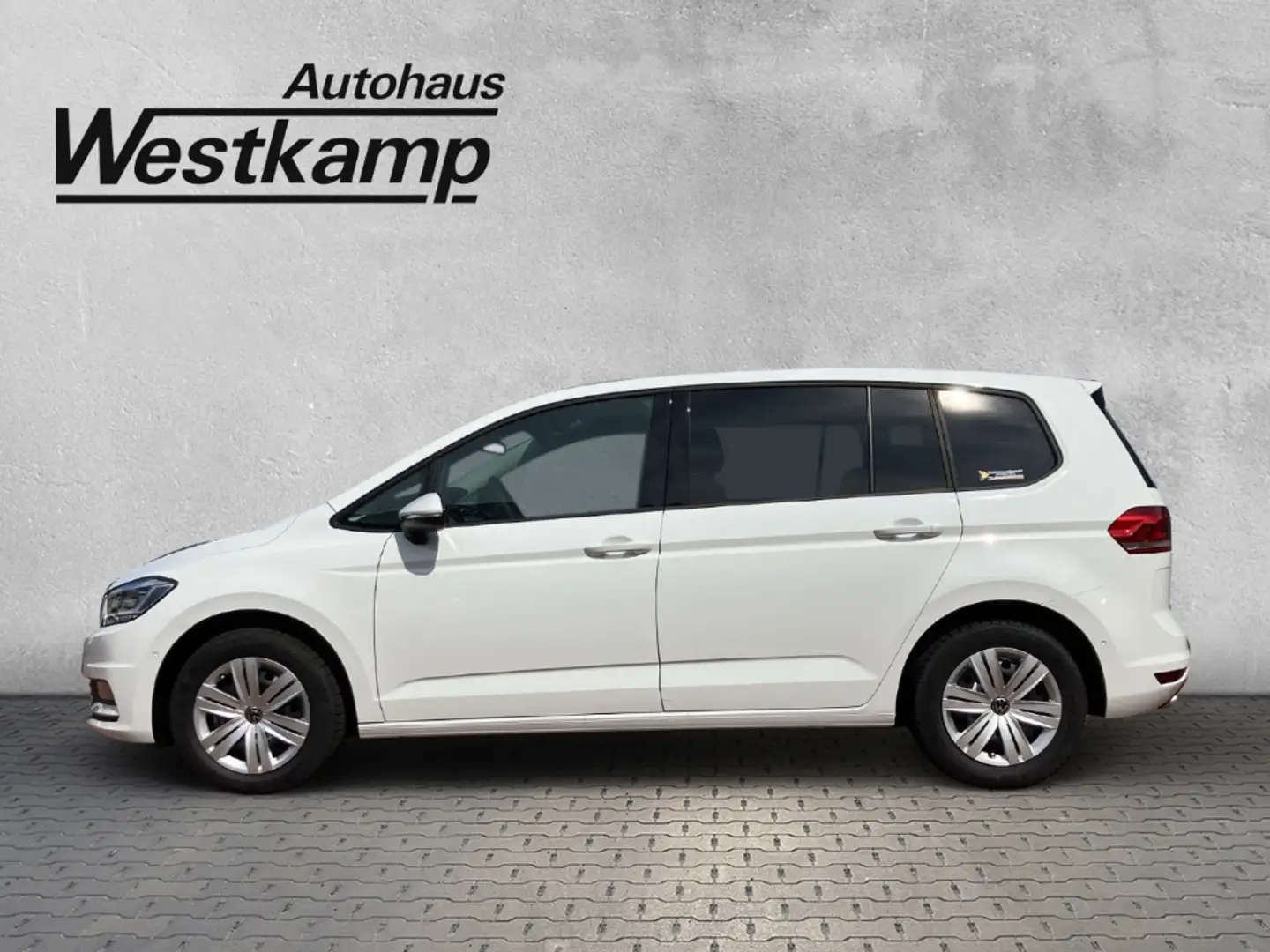 Volkswagen Touran mit MIETWAGEN-Paket in WEIß Weiß - 2