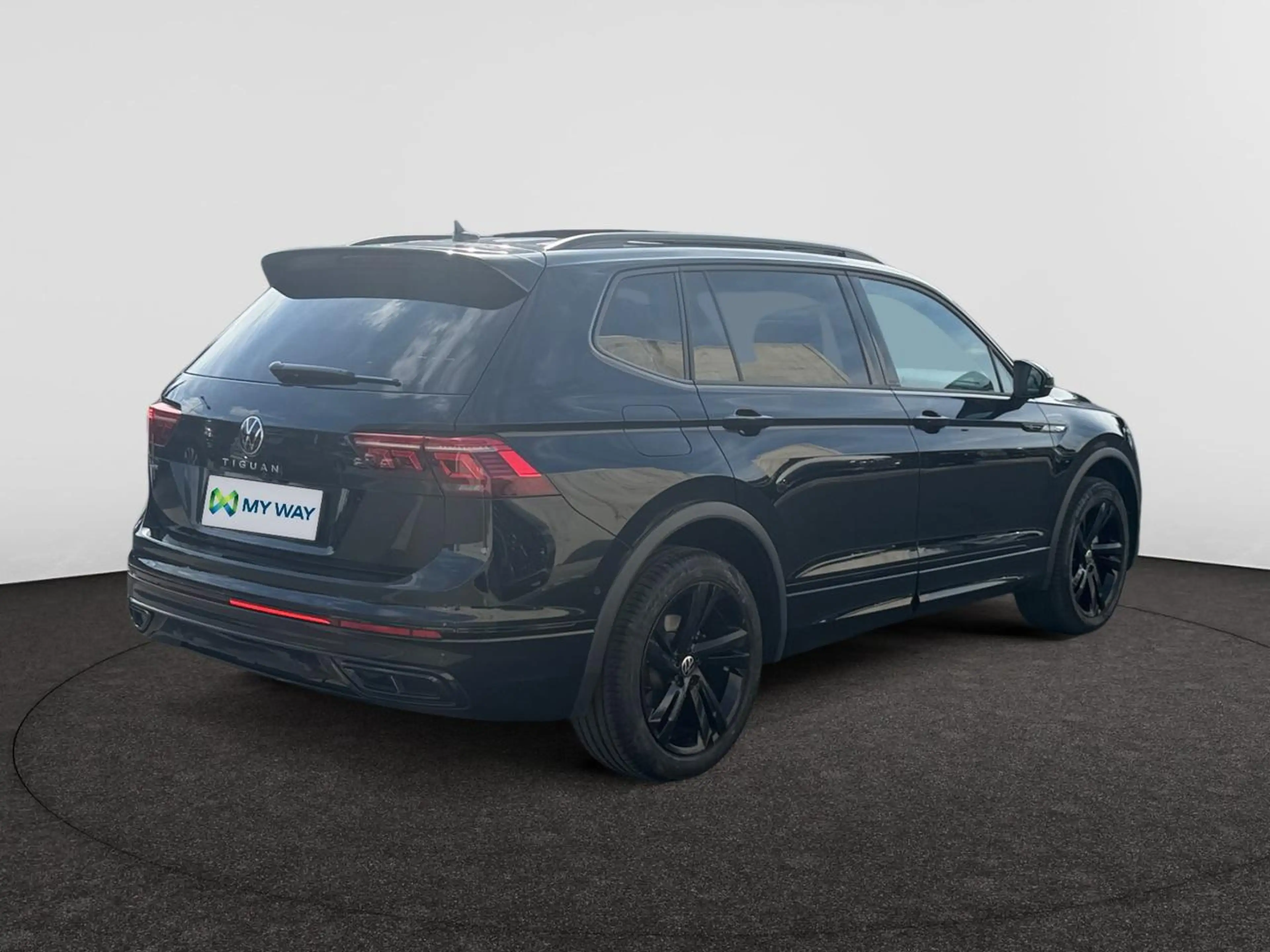Volkswagen Tiguan Allspace Tiguan Allspace 2.0 TDi SCR R-Line Business Premium 7pl. DSG — photo 4