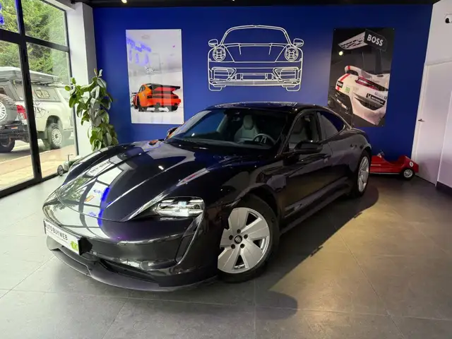 Porsche Taycan 408 ch PREMIERE MAIN / ORIGINE FRANCE