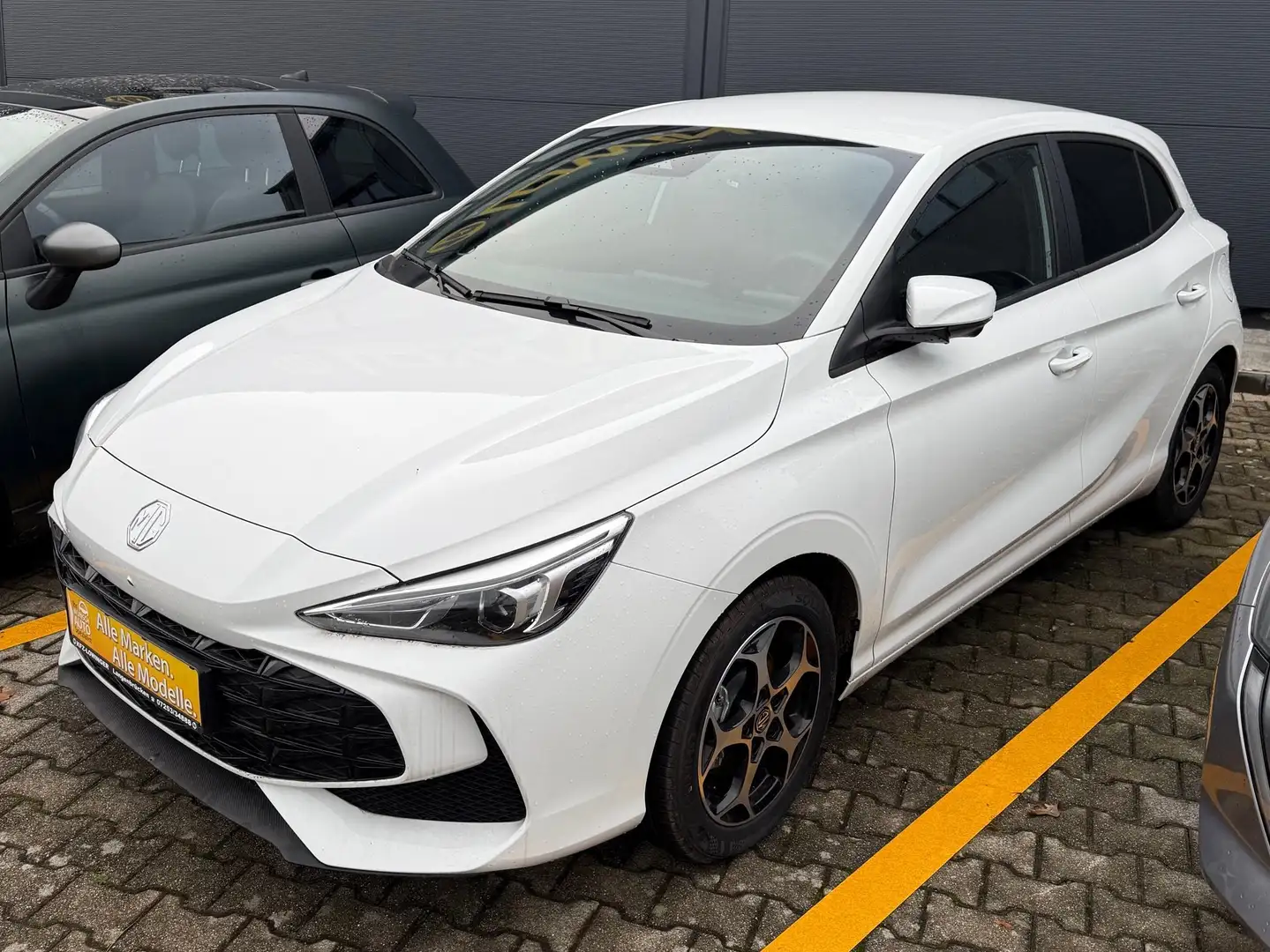 MG MG3 1.5 Hybrid+ 143 kW Standard Weiß - 1