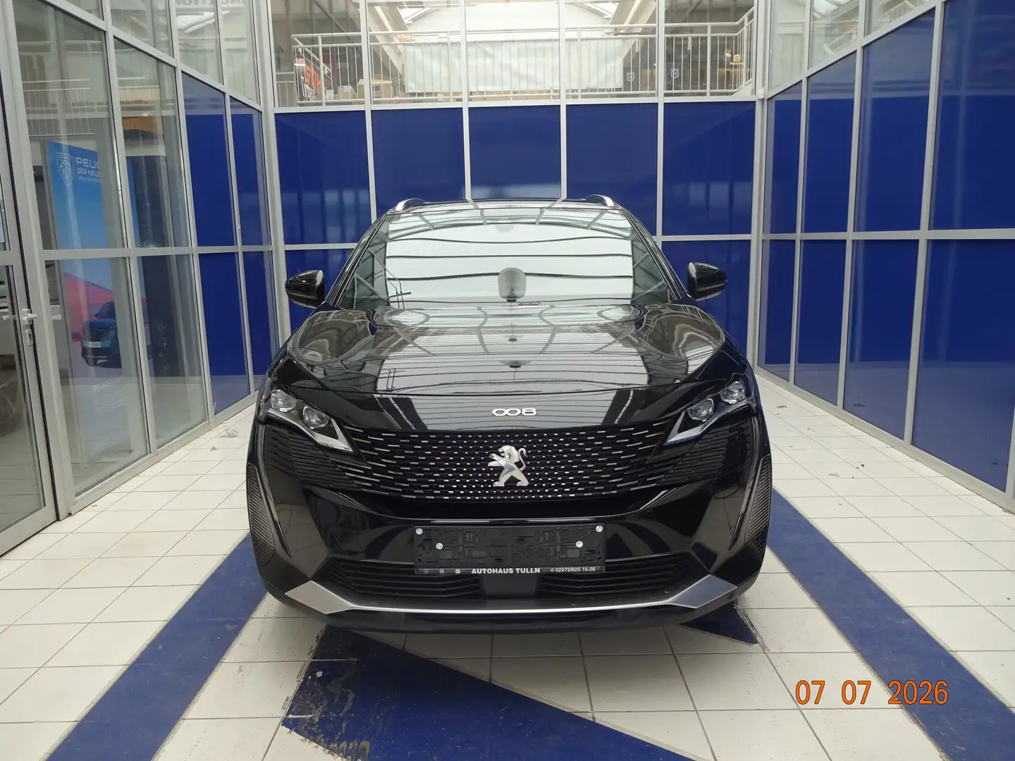 Peugeot 3008 GT BHDI 130 EAT8 Schwarz - 1