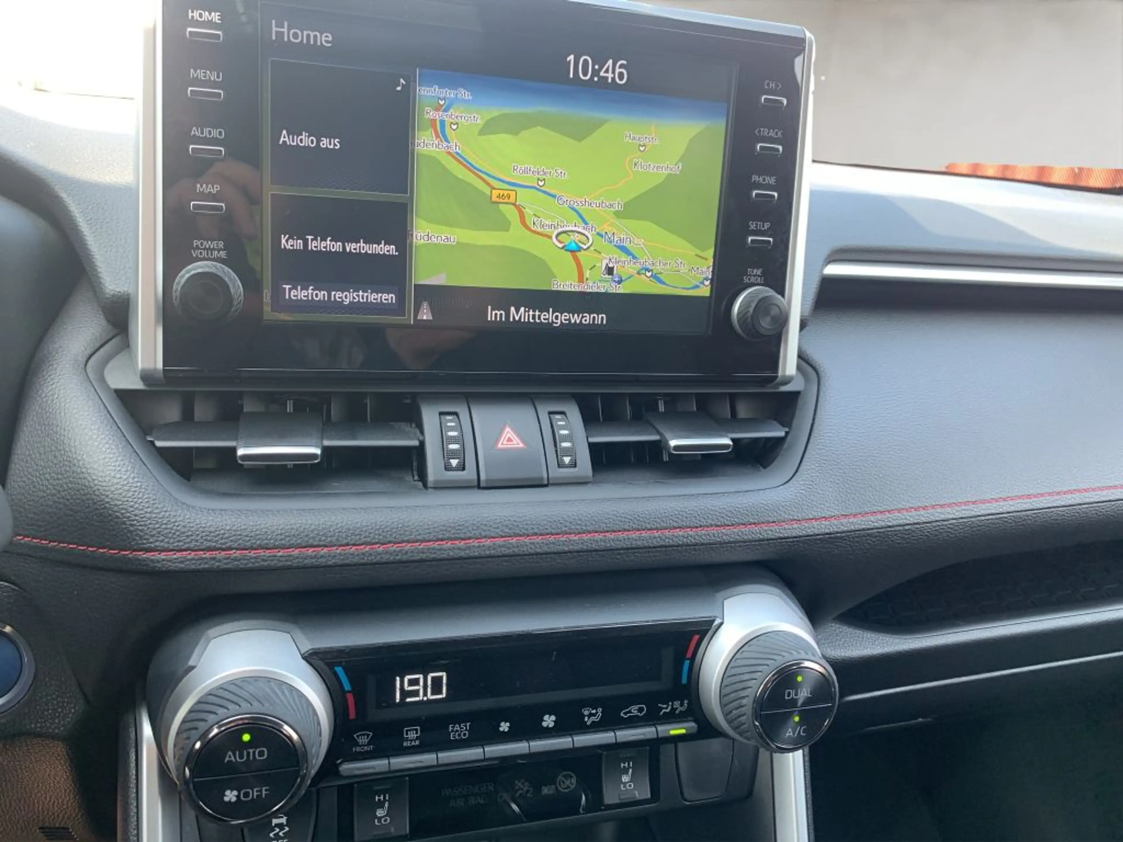 Toyota RAV 4 Plug-in-Hybrid Technik-Paket AHK* — photo 11