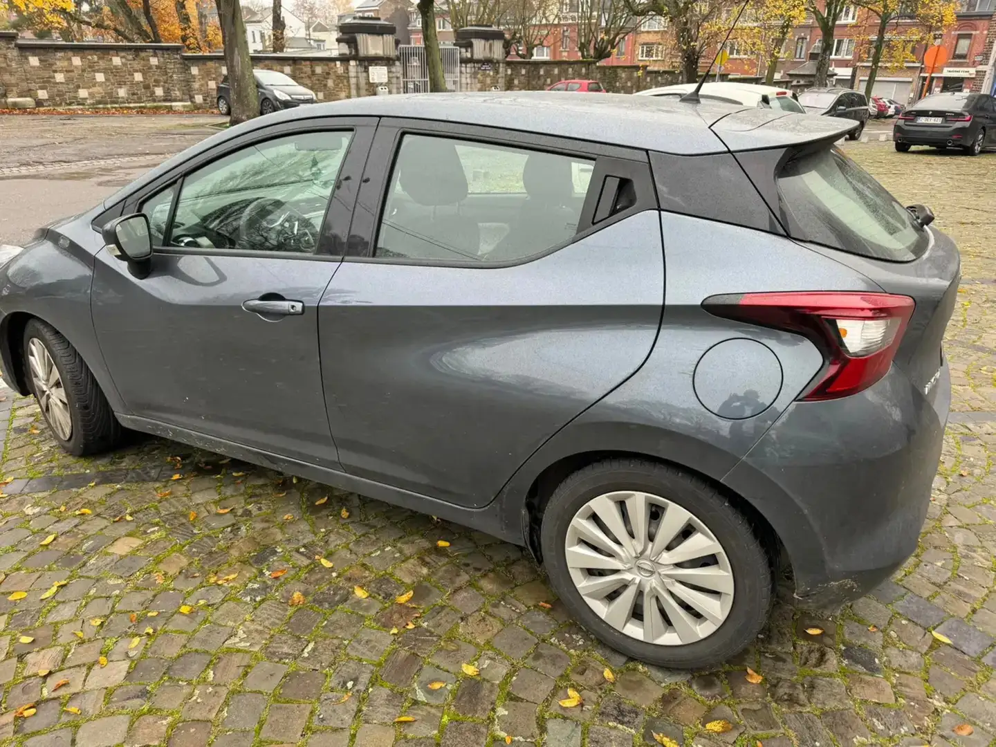 Nissan Micra Micra 1.0 IG-T Tekna Gris - 2