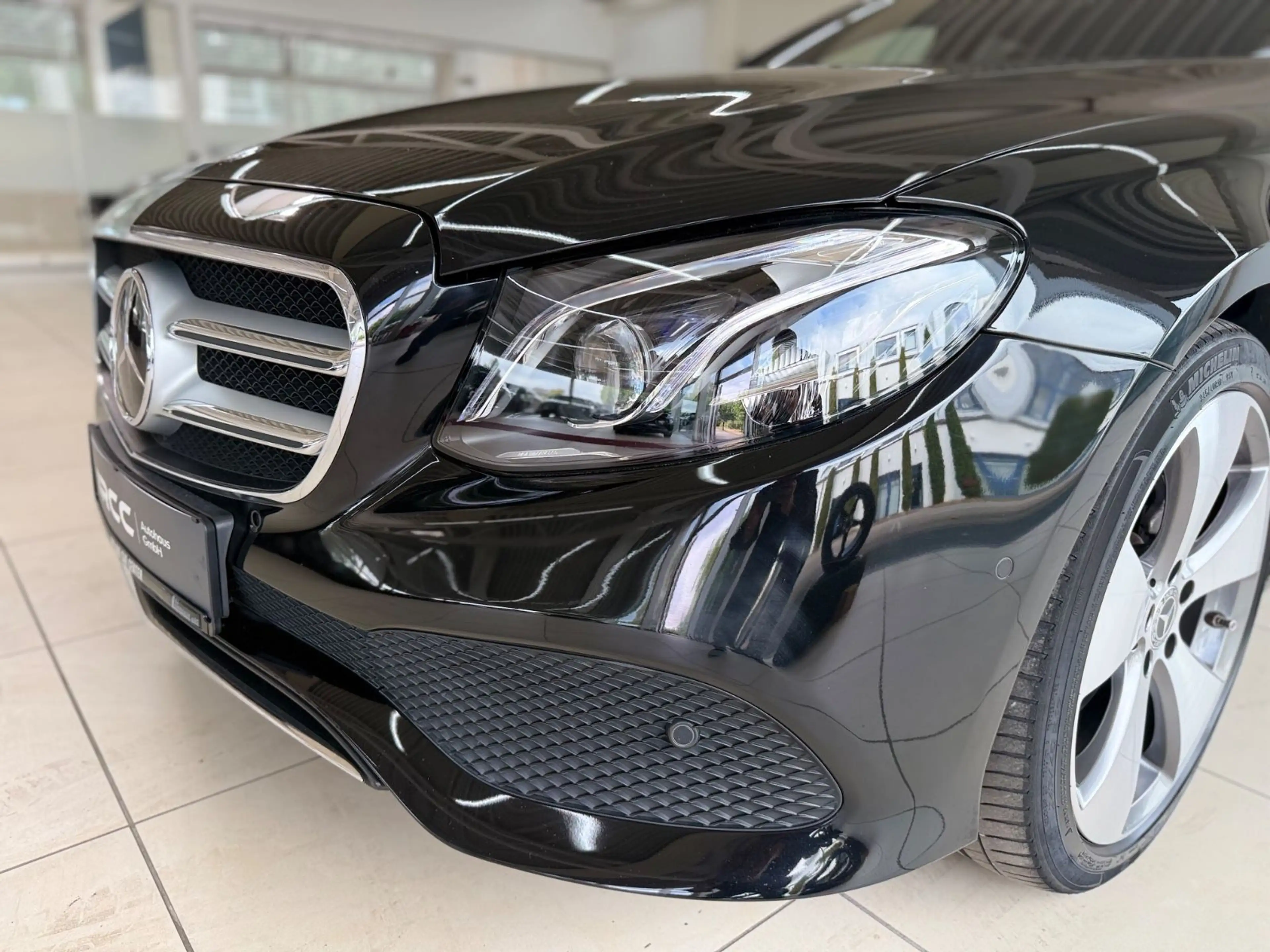 Mercedes-Benz E 250 T Avantgarde Multi Distr Kam Schiebe AHK — photo 9