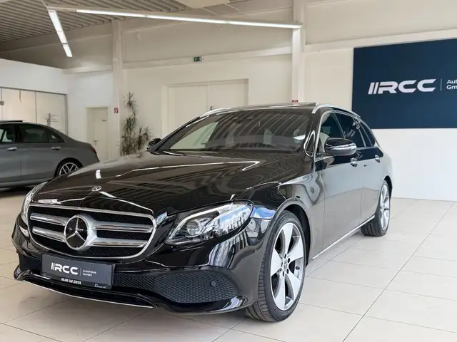 Mercedes-Benz E 250 T Avantgarde Multi Distr Kam Schiebe AHK