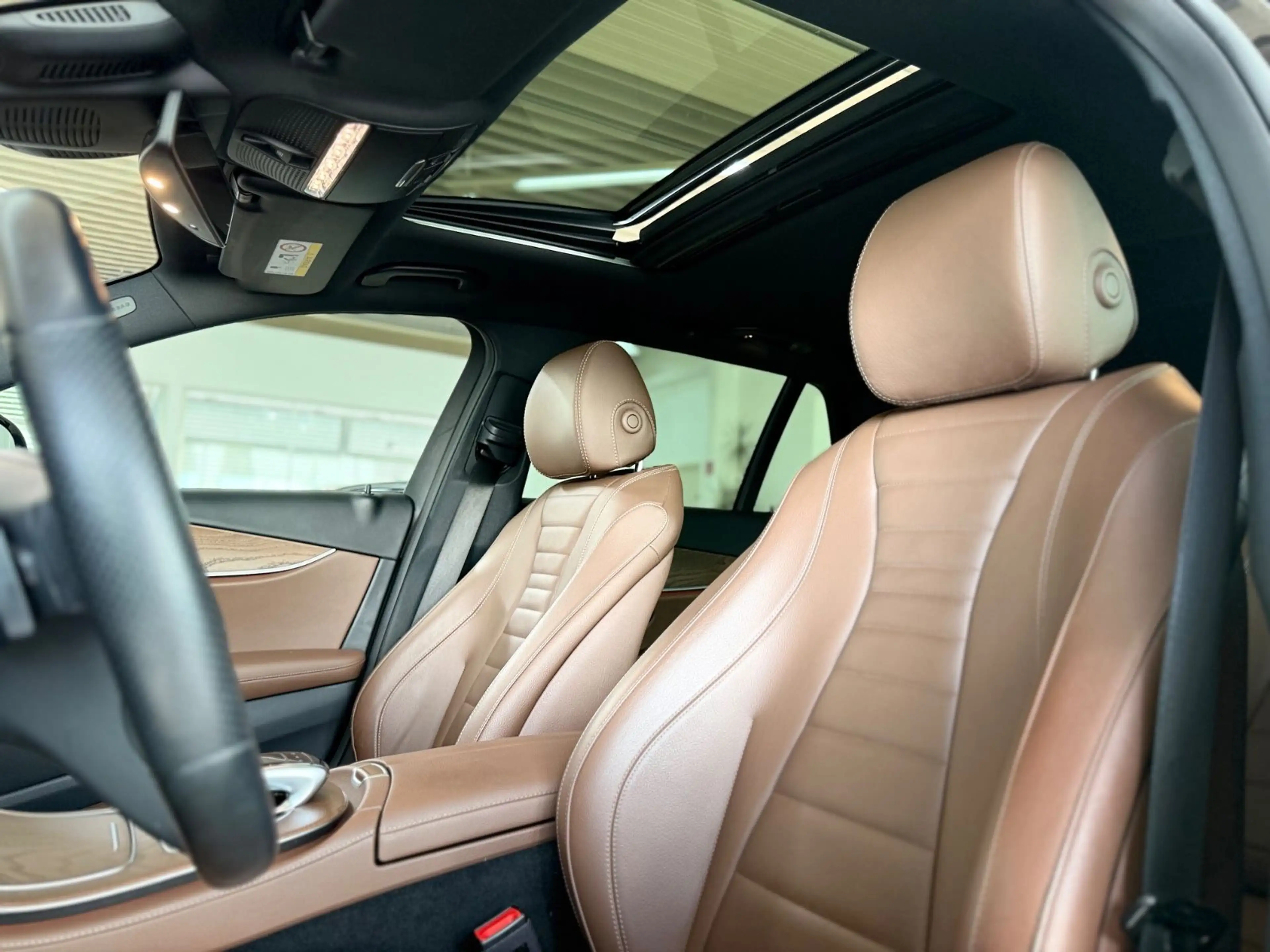 Mercedes-Benz E 250 T Avantgarde Multi Distr Kam Schiebe AHK — photo 18
