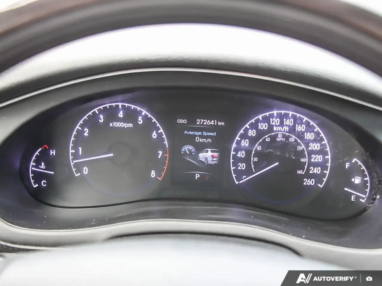 Hyundai Genesis снимка Hyundai Genesis