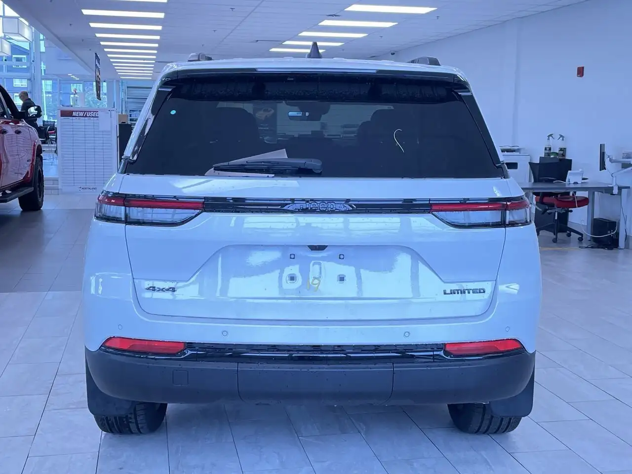 Jeep Grand Cherokee снимка Jeep Grand Cherokee