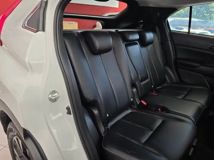 Mitsubishi Eclipse Cross 2018, foto 45