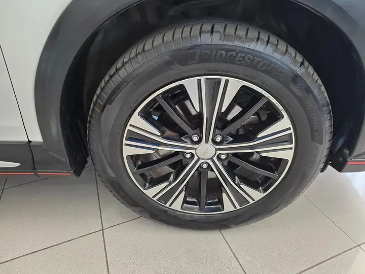 Mitsubishi Eclipse Cross 2018, foto 25