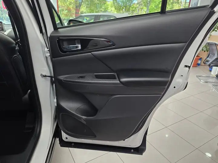 Mitsubishi Eclipse Cross 2018, foto 44