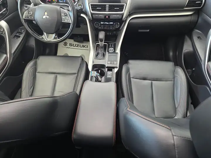 Mitsubishi Eclipse Cross 2018, foto 46