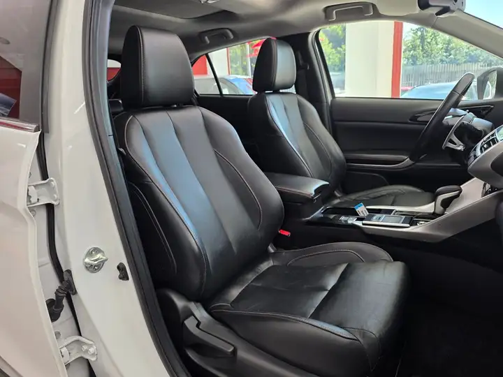 Mitsubishi Eclipse Cross 2018, foto 41