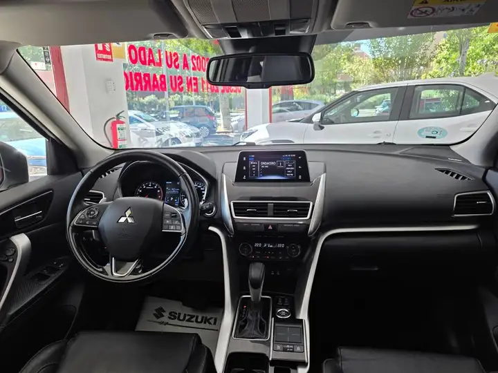 Mitsubishi Eclipse Cross 2018, foto 47