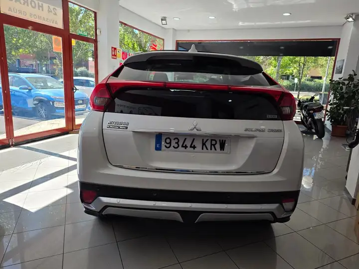 Mitsubishi Eclipse Cross 2018, foto 6