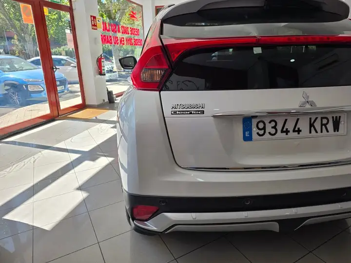 Mitsubishi Eclipse Cross 2018, foto 19