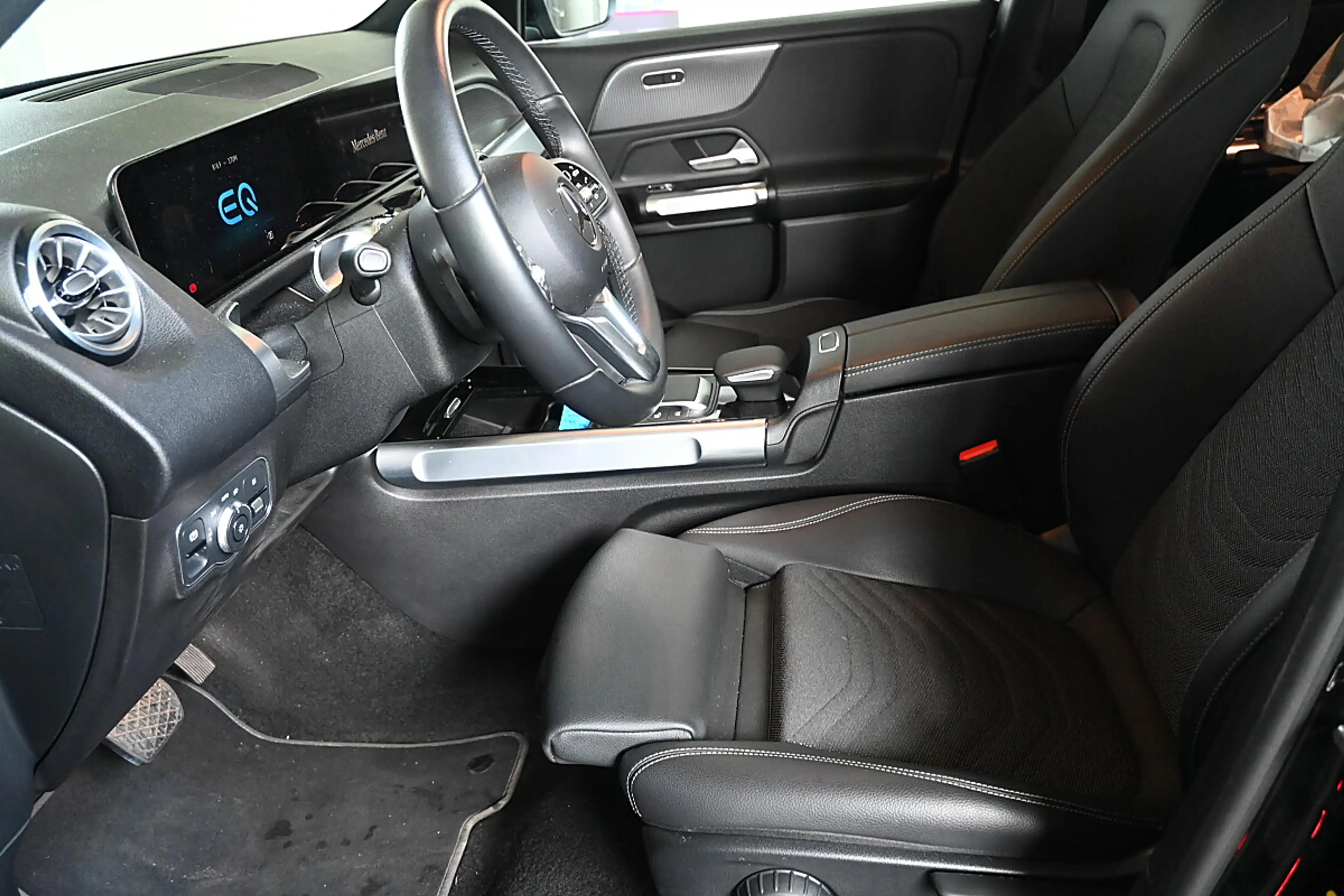 Mercedes-Benz EQB 250 EQB EQB 250; R-Kamera, LED, Sitzheizung, KESSY — photo 13