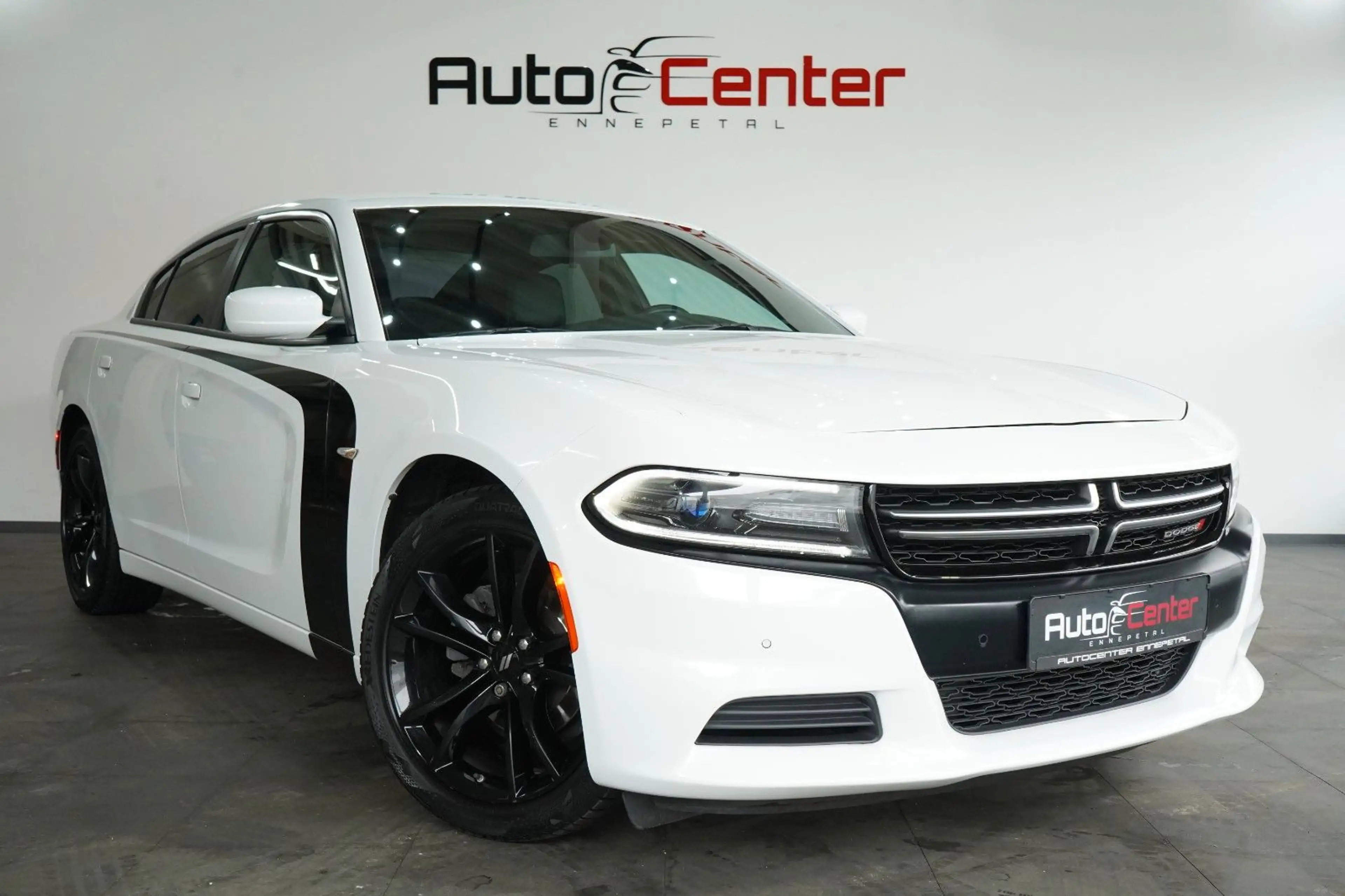 Dodge Charger 3,6*Unfallfrei*2.Hand*S-Abgas*Navi*20 Z. — photo 2